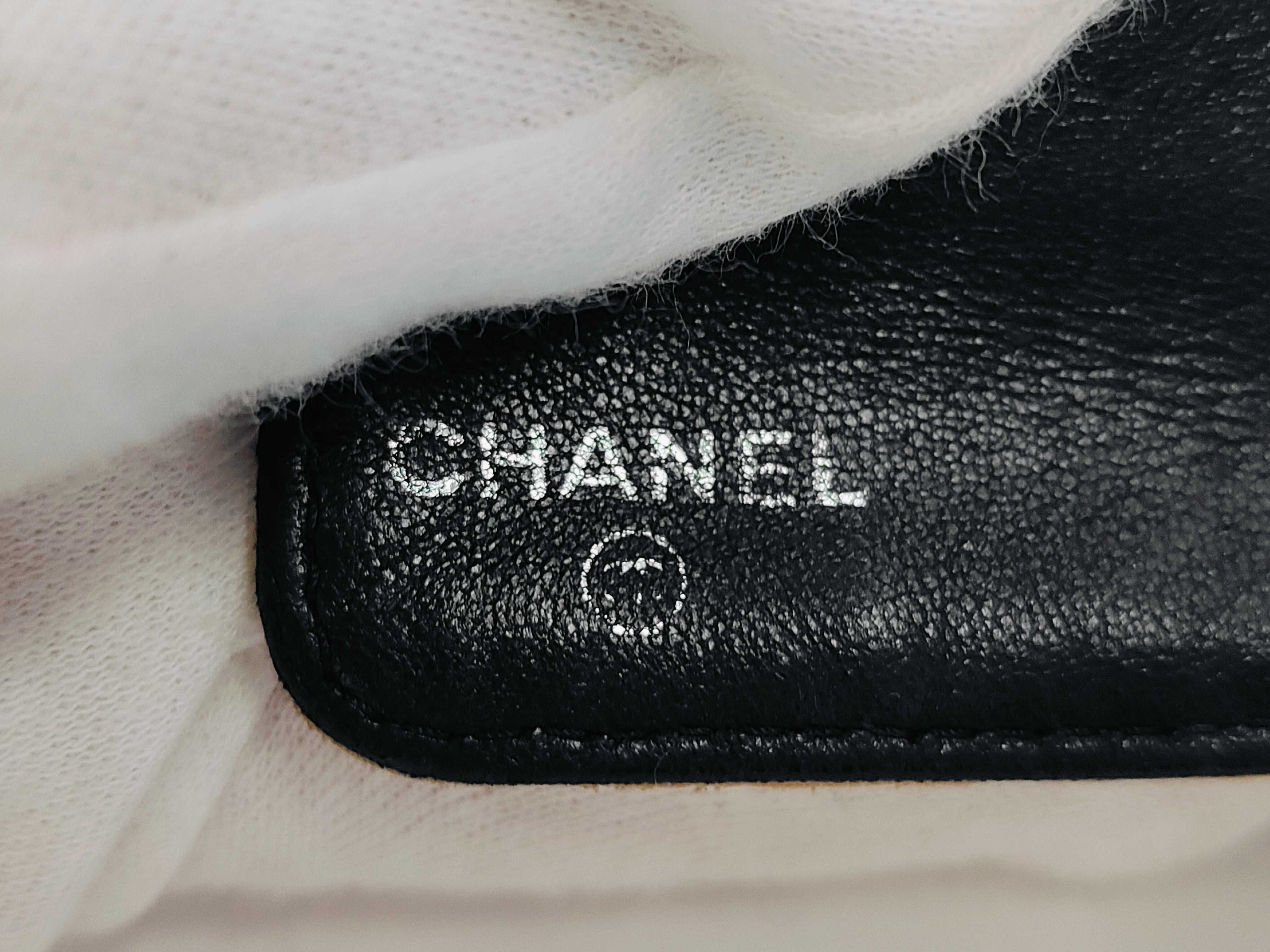 long wallet, serial number 9 series wallet — view 6