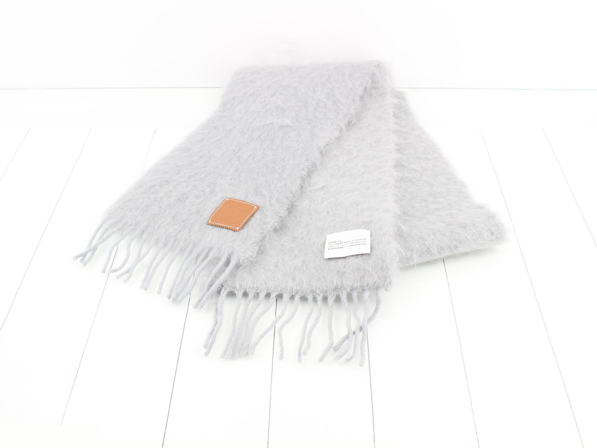muffler — view 2