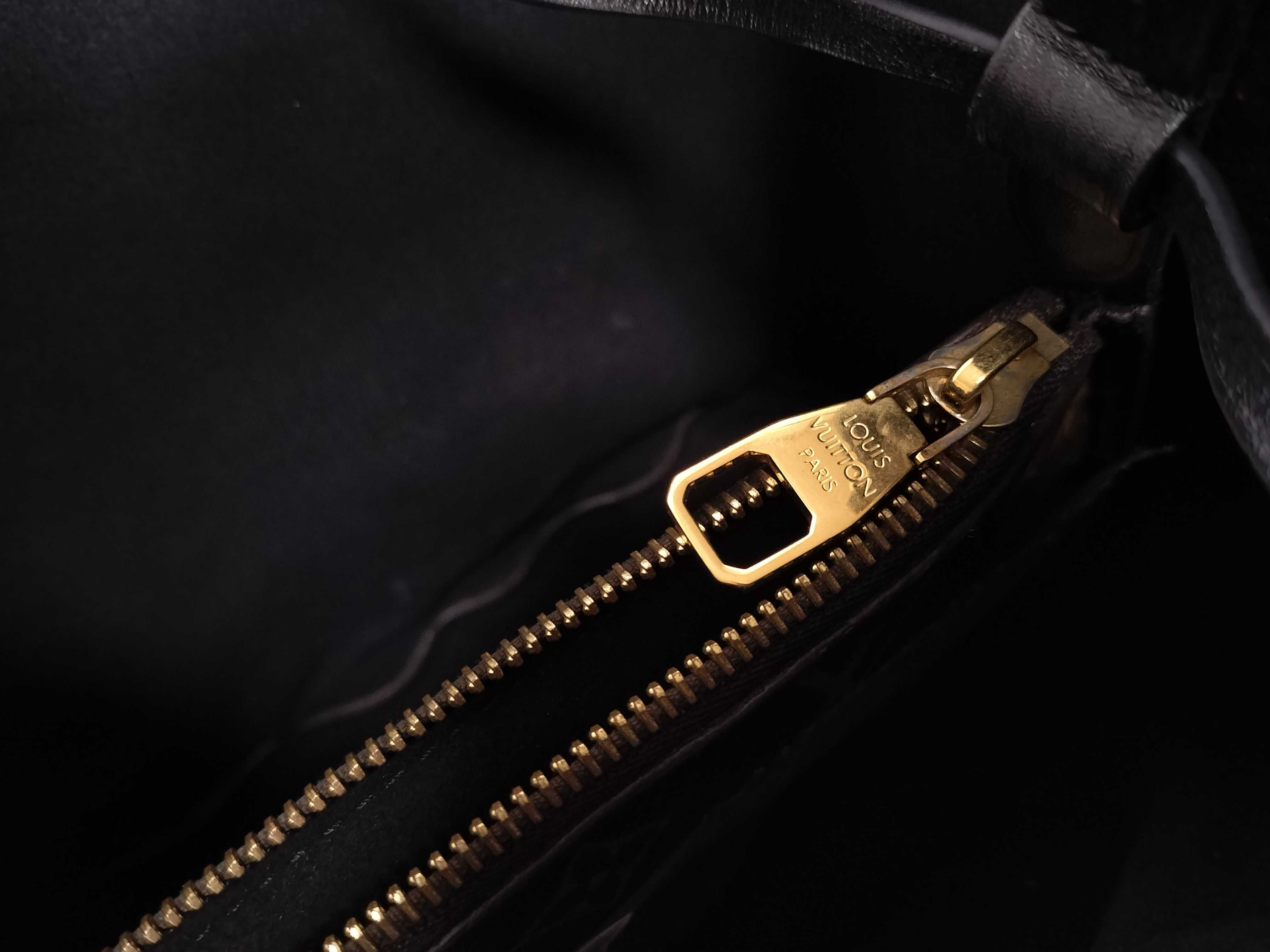 Monogram NeoNoe Black Monogram IC Shoulder Bag — view 10