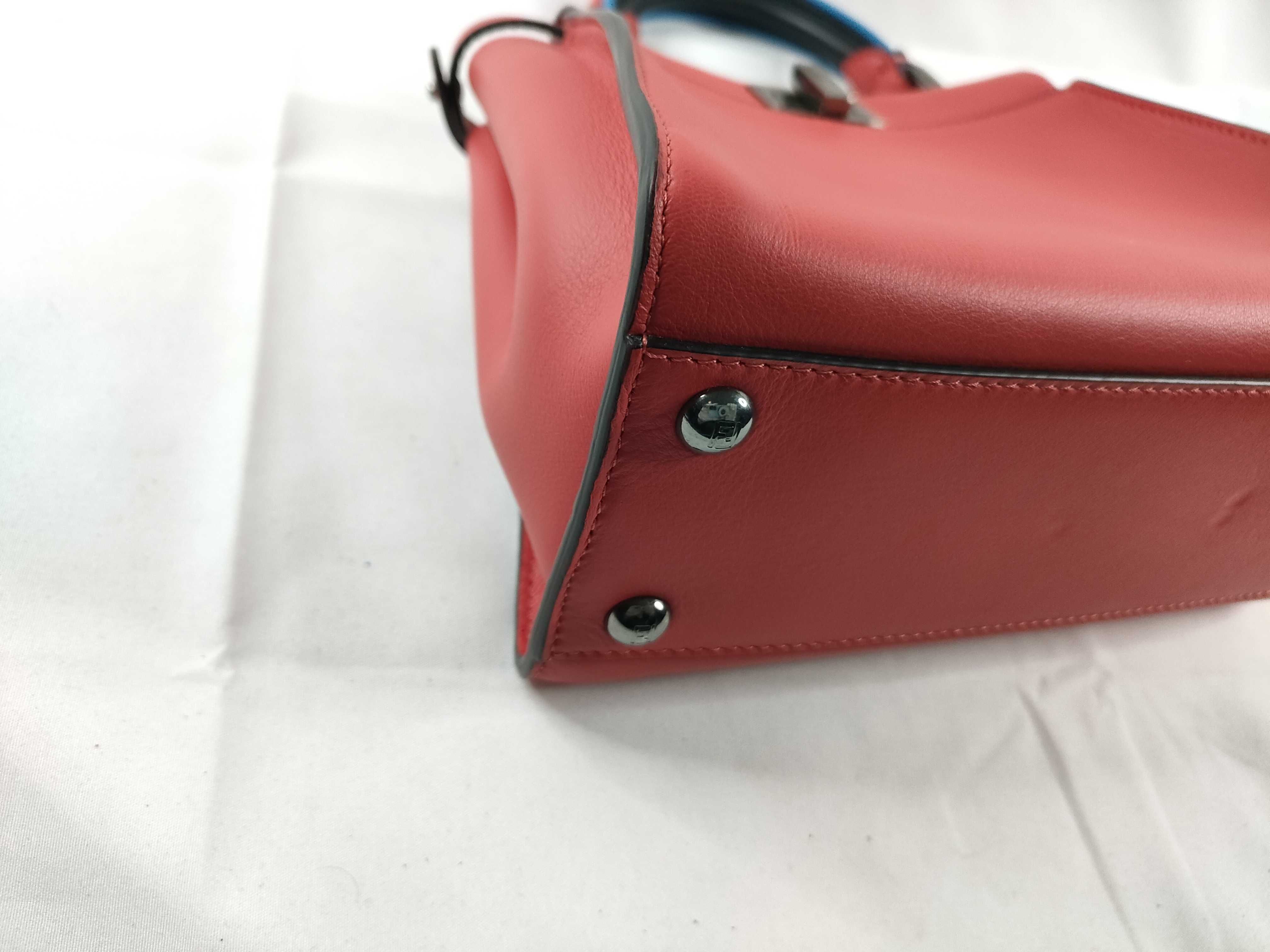 HK-8BN316 Peekaboo Mini Leather Red 2-Way Bag (Handbag) — view 3