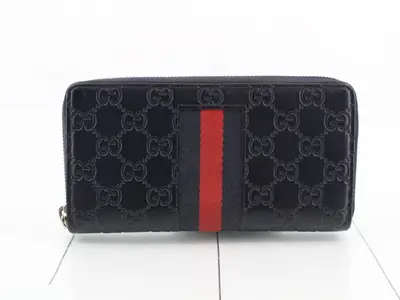 long wallet with zipper