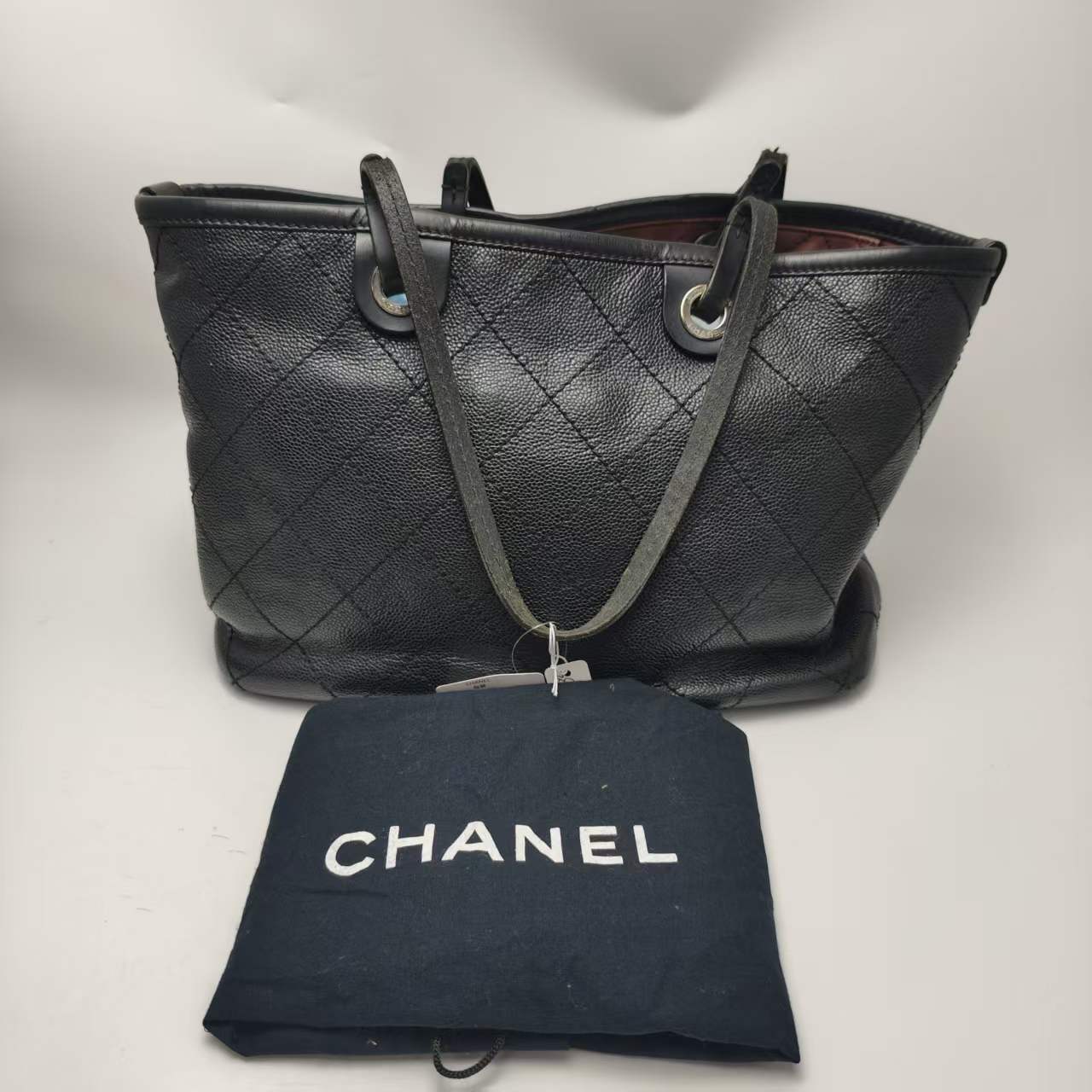 【*Shipped from: China*】CHANEL Leather Shoulder Bag No. 19 — view 2