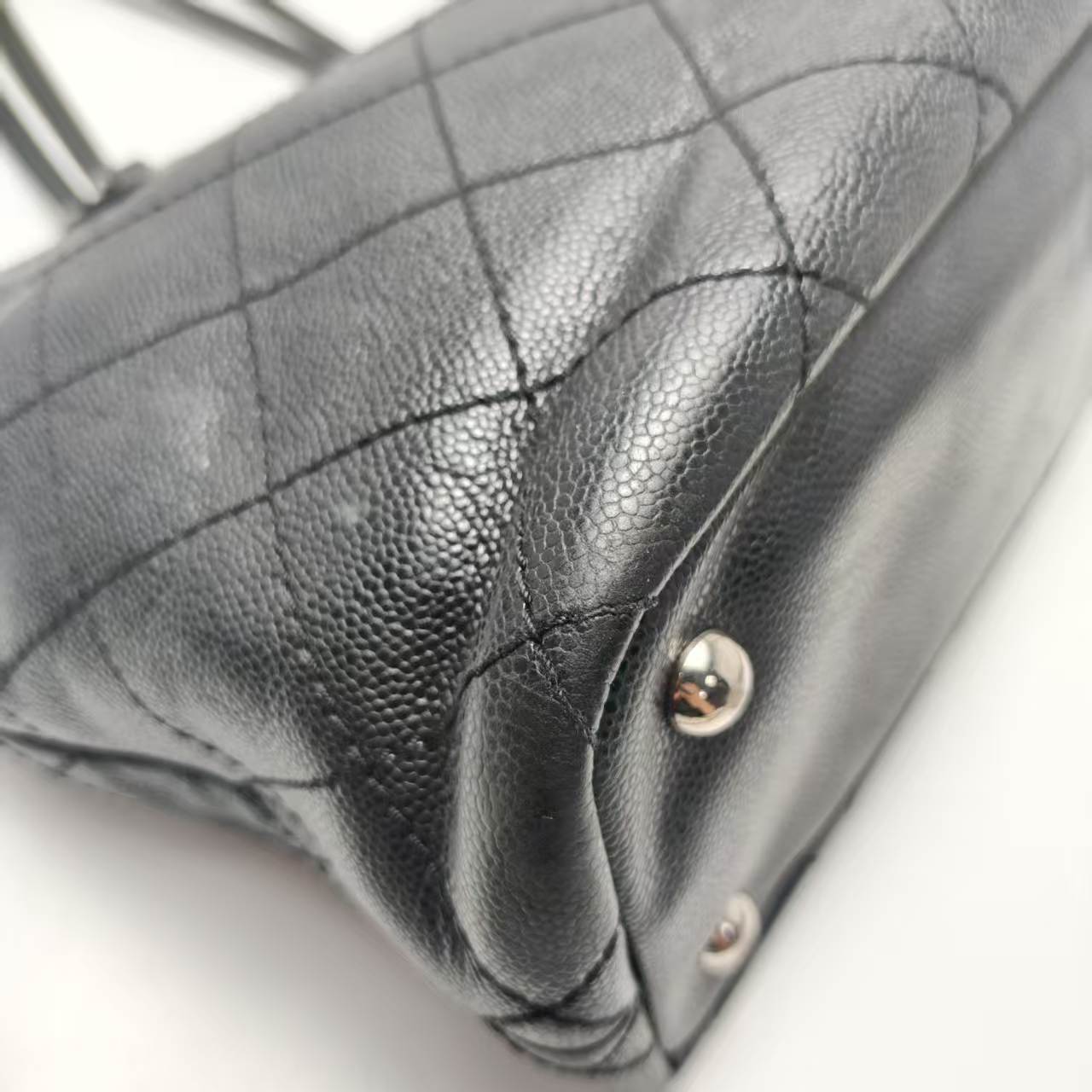 【*Shipped from: China*】CHANEL Leather Shoulder Bag No. 19 — view 4
