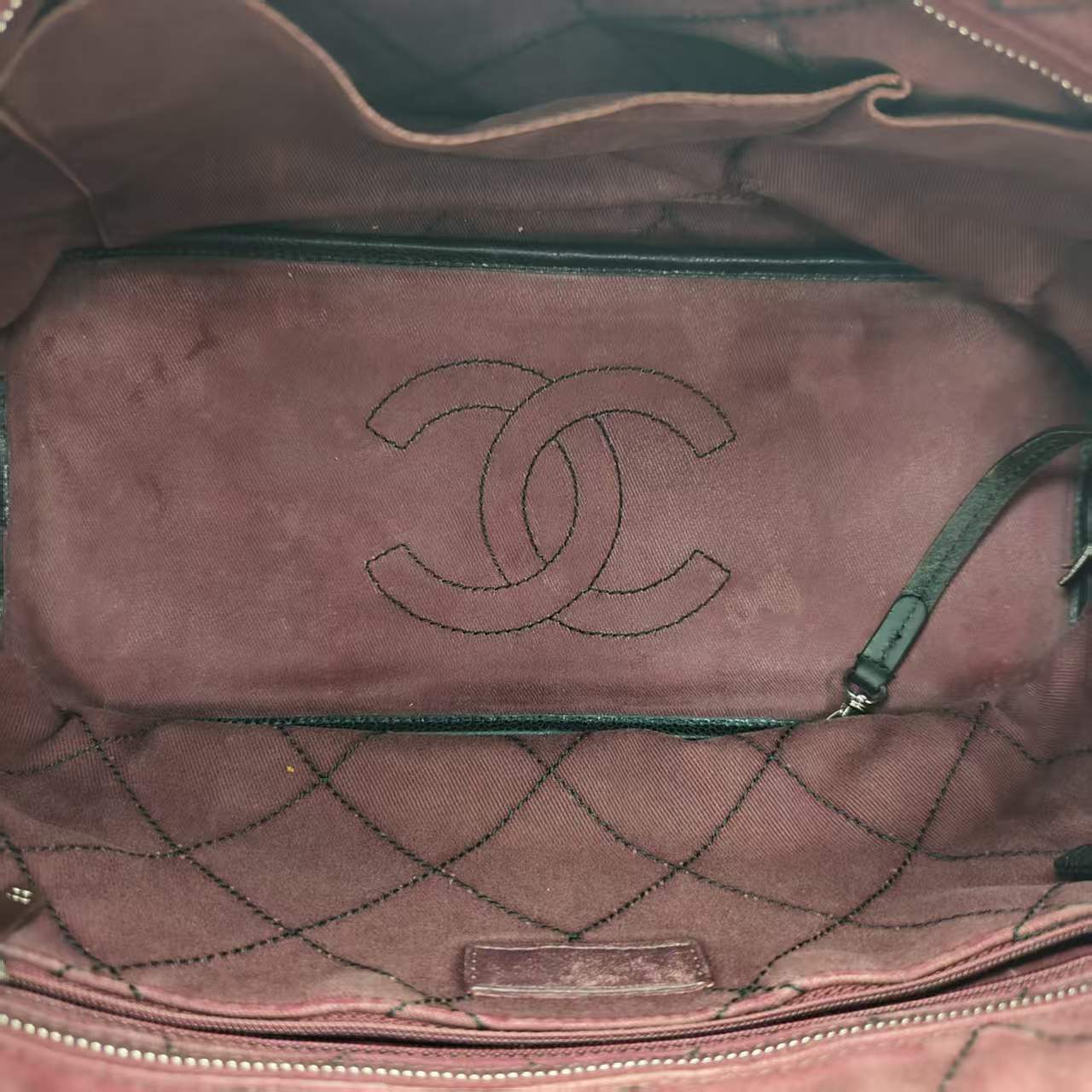 【*Shipped from: China*】CHANEL Leather Shoulder Bag No. 19 — view 7