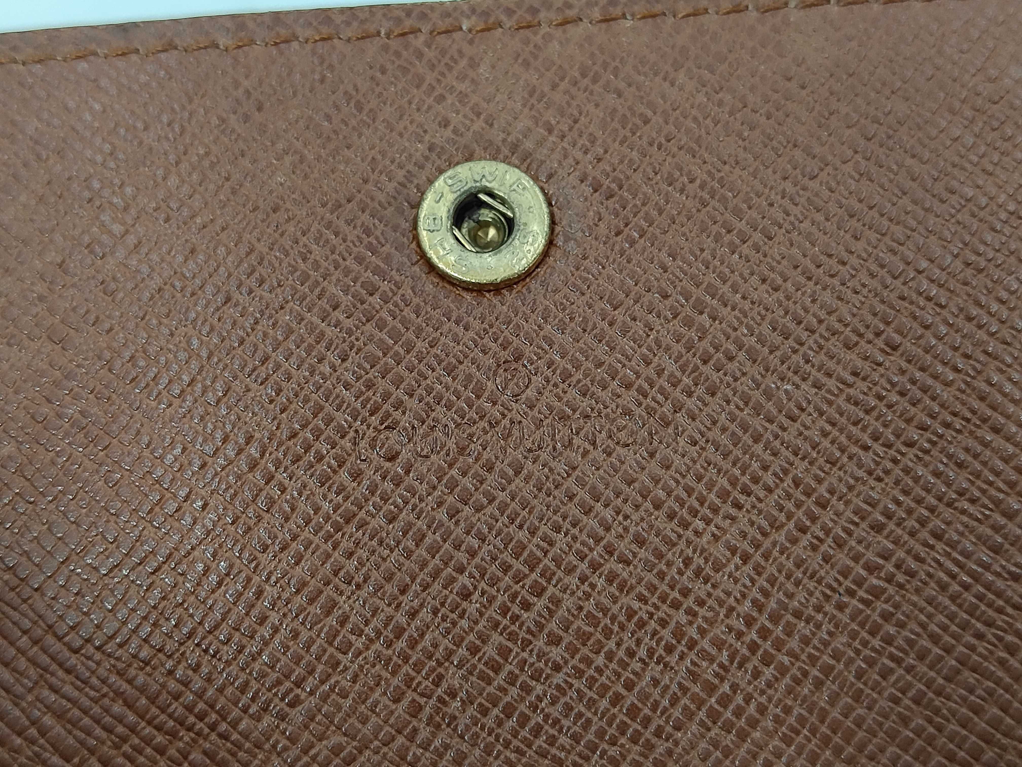 wallet — view 6