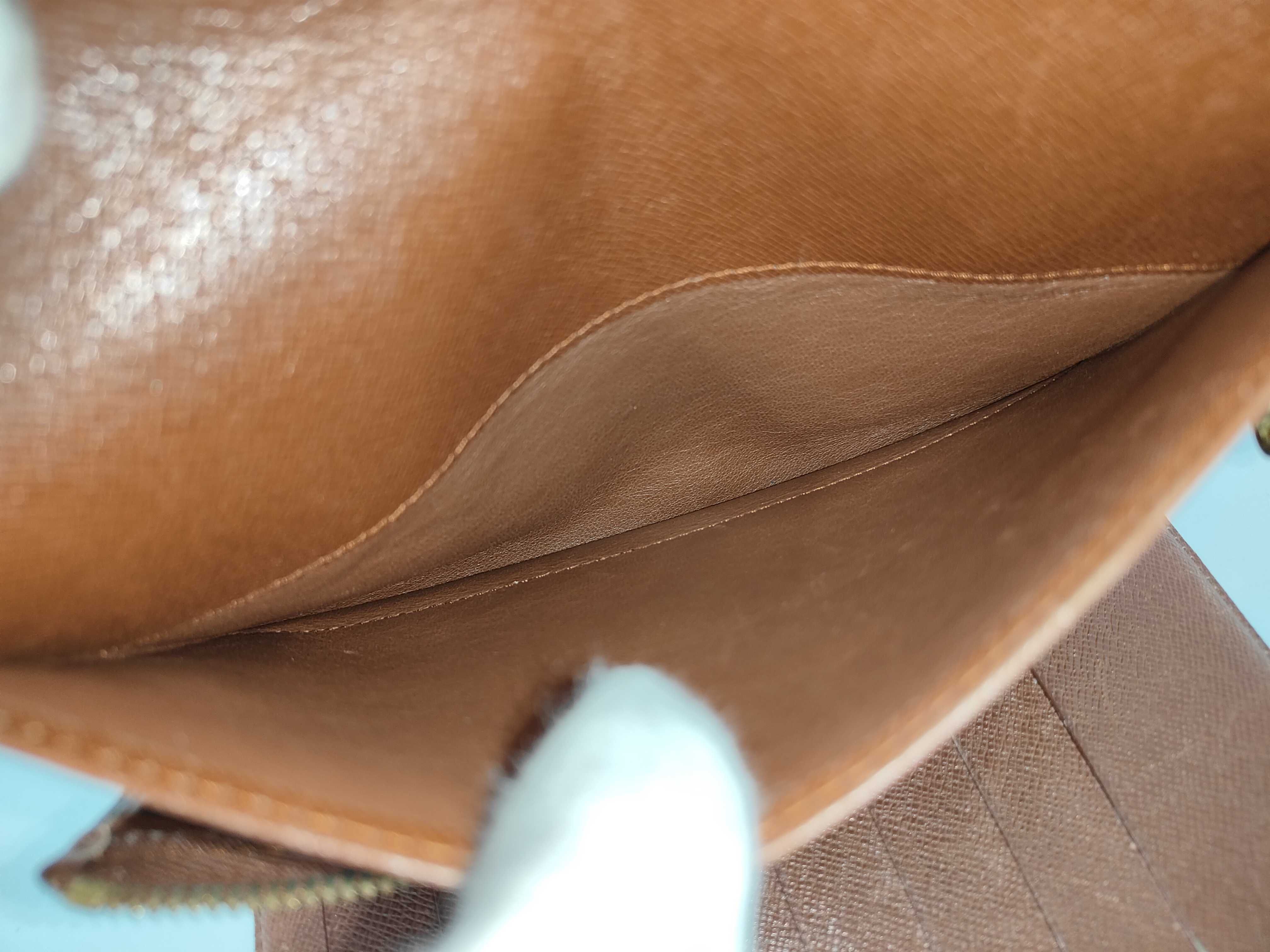 wallet — view 8