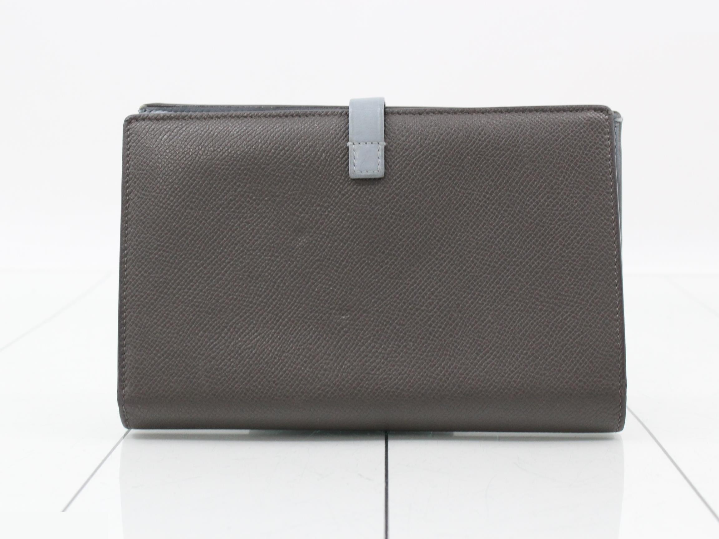 Strap wallet — view 2