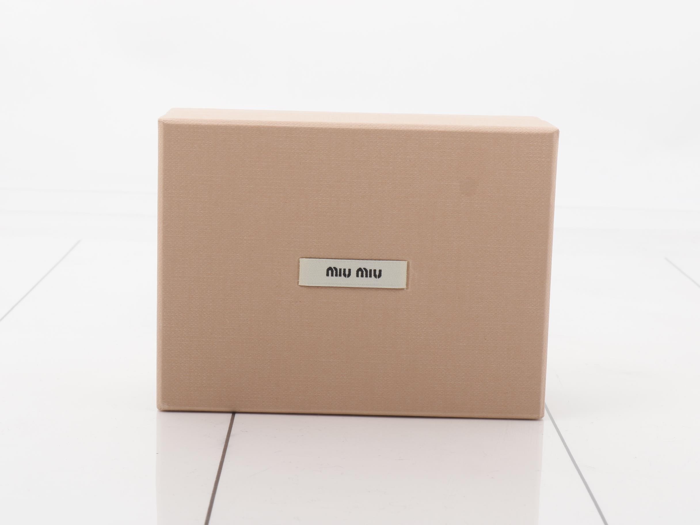 5MH021 Logo Tri-fold Wallet, Leather, Beige — view 5