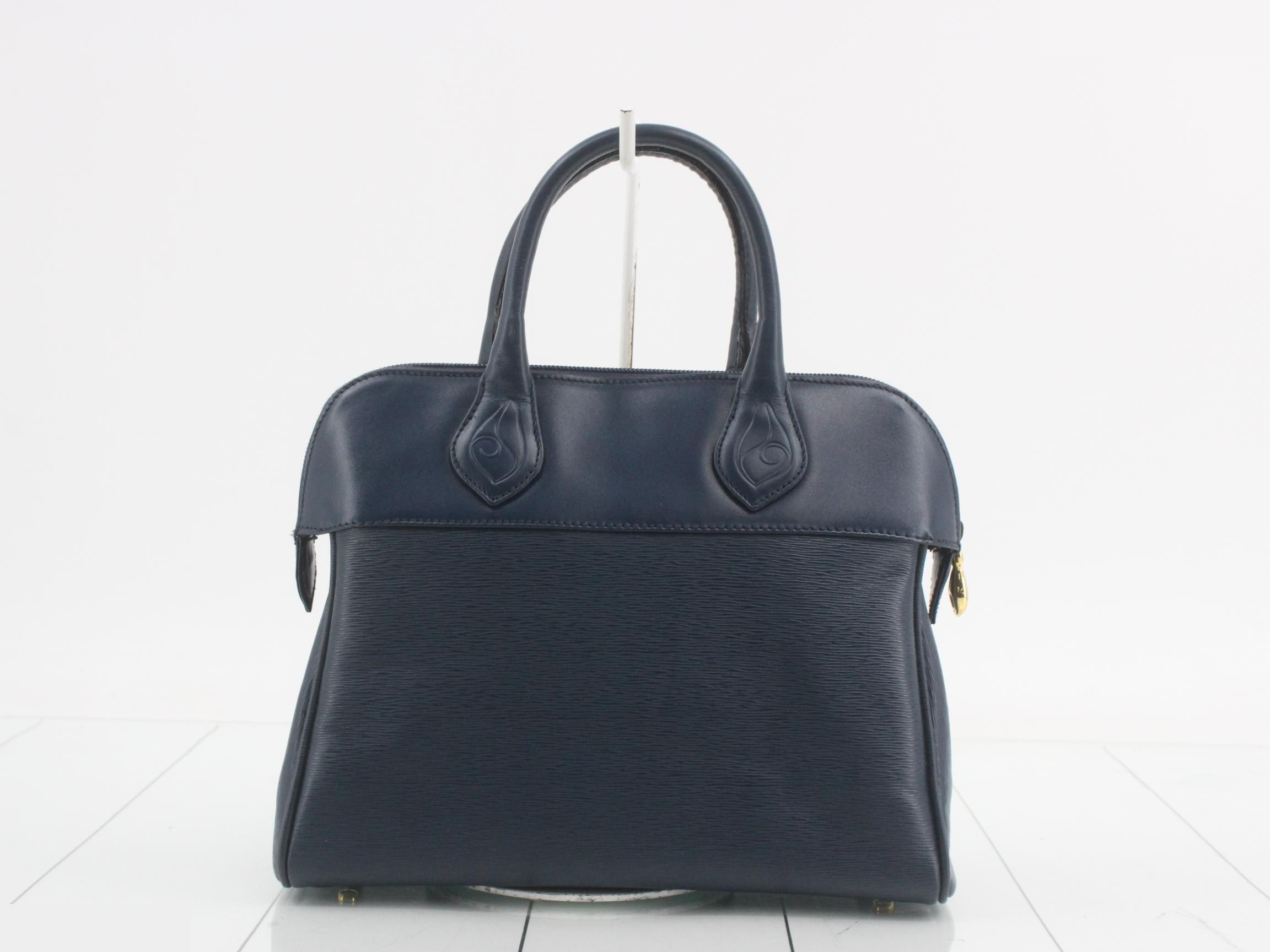 Other lines: Bags & Handbags, Old Chloe, Wavy Embossed Leather, Navy — view 2