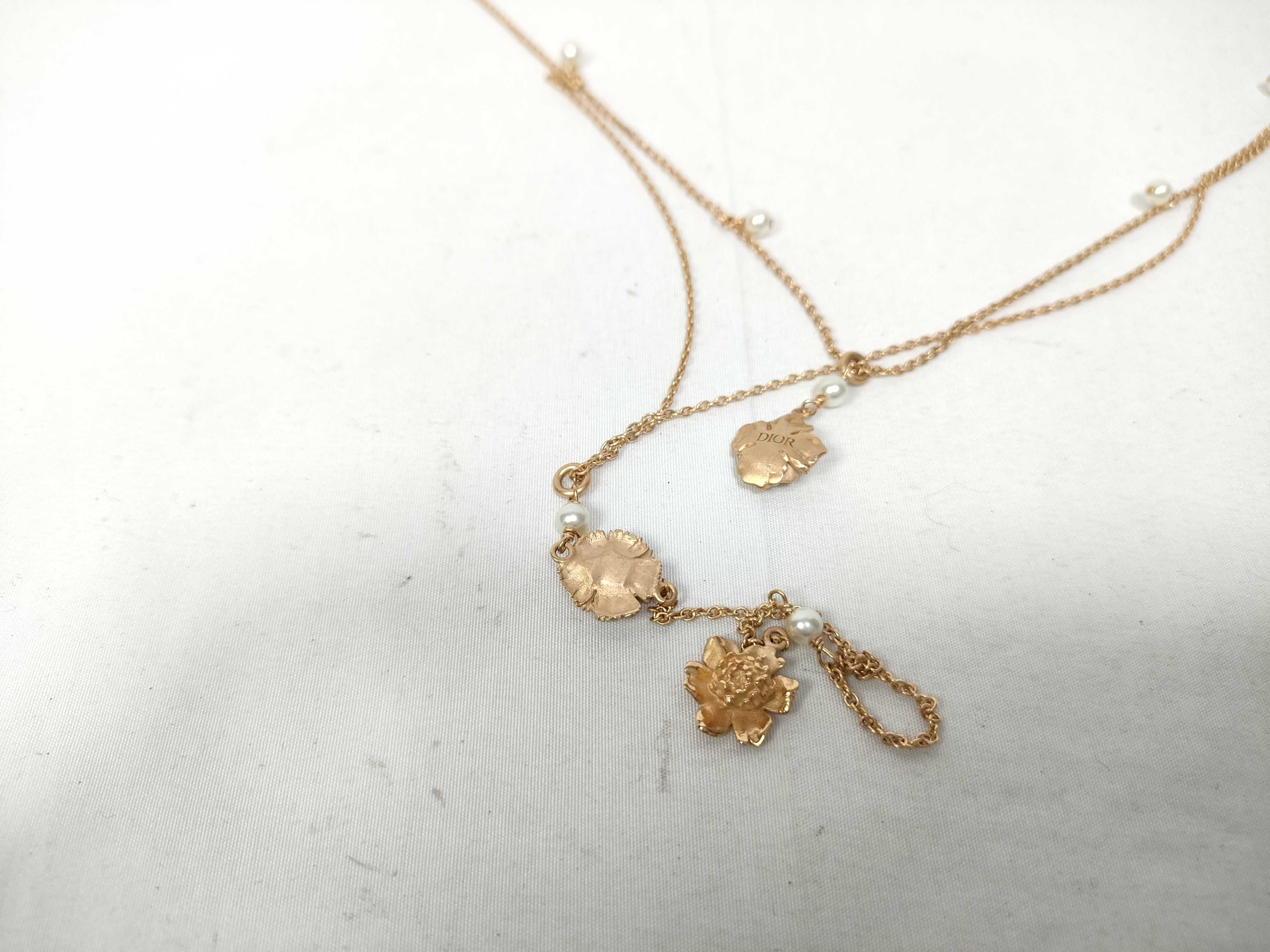 D-Millefiori Flower Motif Faux Pearl Double Chain Necklace — view 3