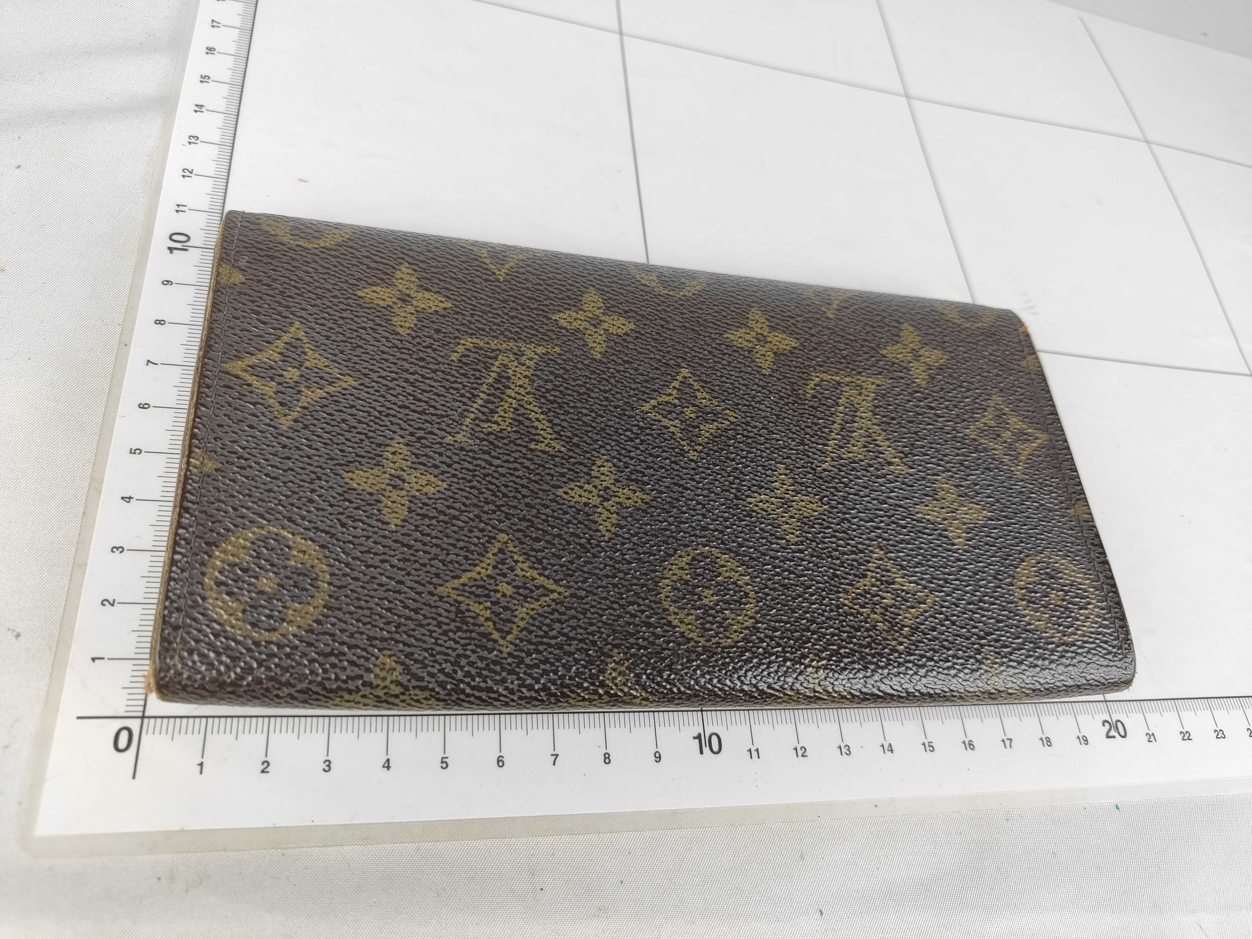 Monogram Pochette Portemonnaie Credit Wallet — view 2