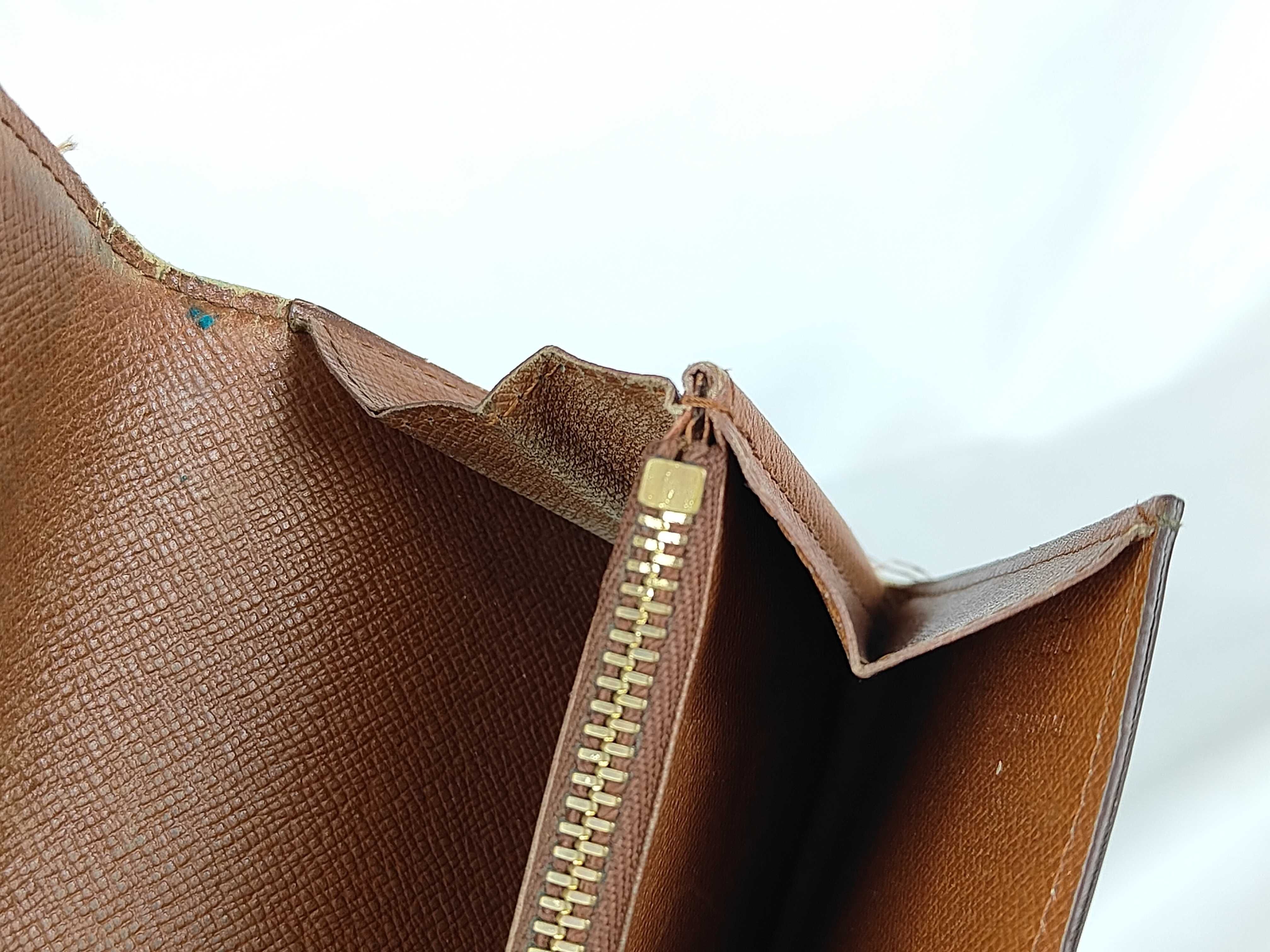 Monogram Pochette Portemonnaie Credit Wallet — view 11