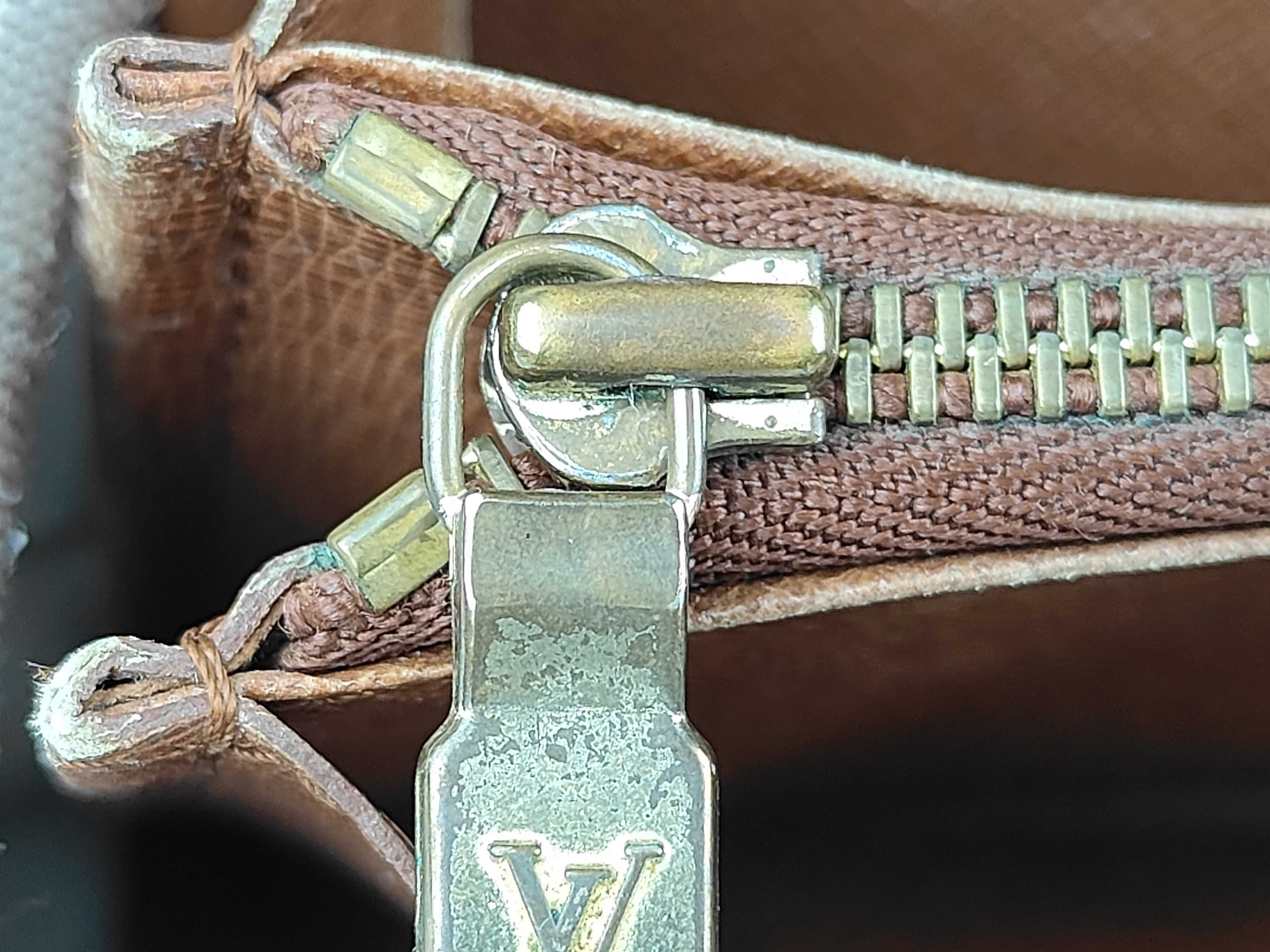 Monogram Pochette Portemonnaie Credit Wallet — view 9