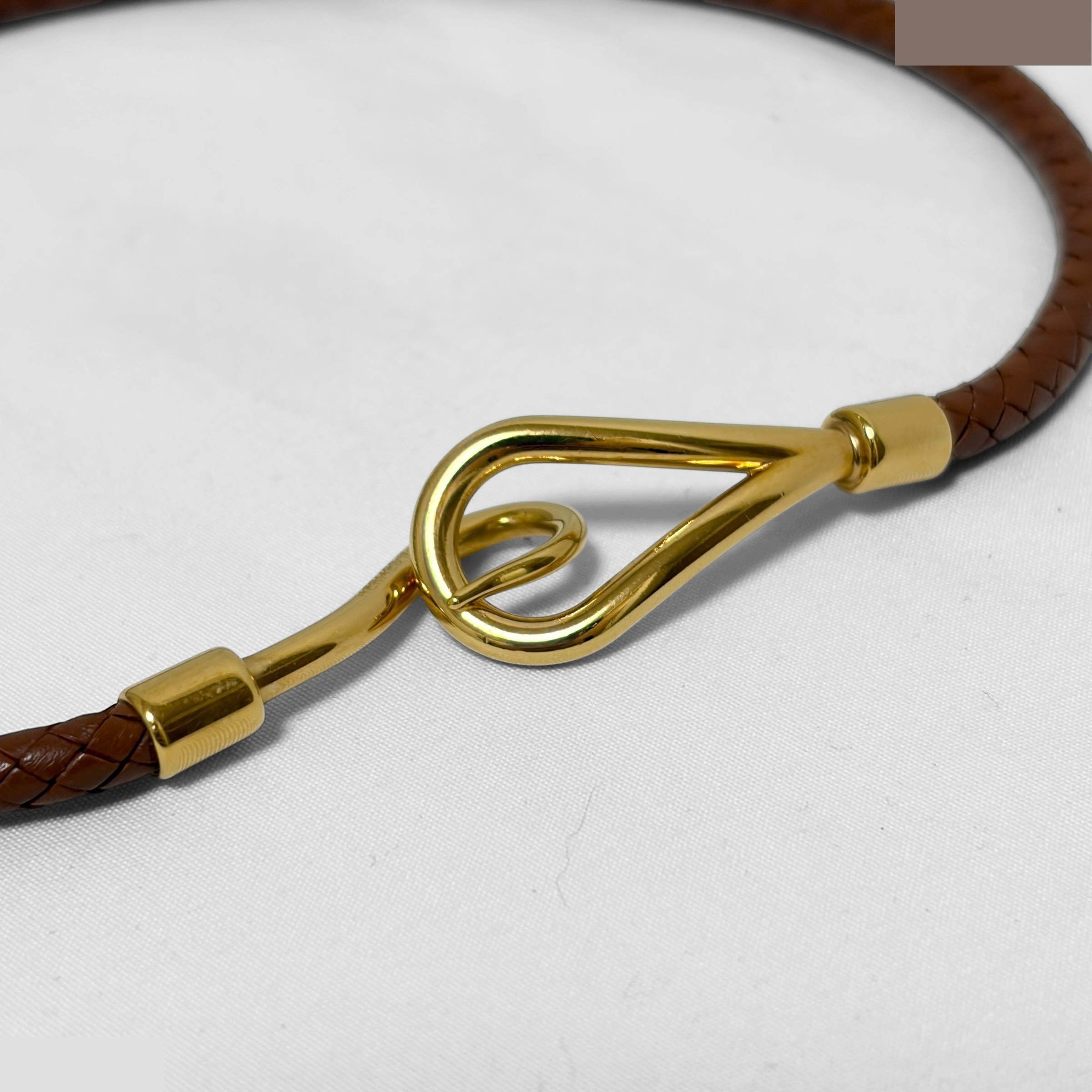 Bracelet, leather, gold and brown, wrist circumference approximately 17cm — view 4
