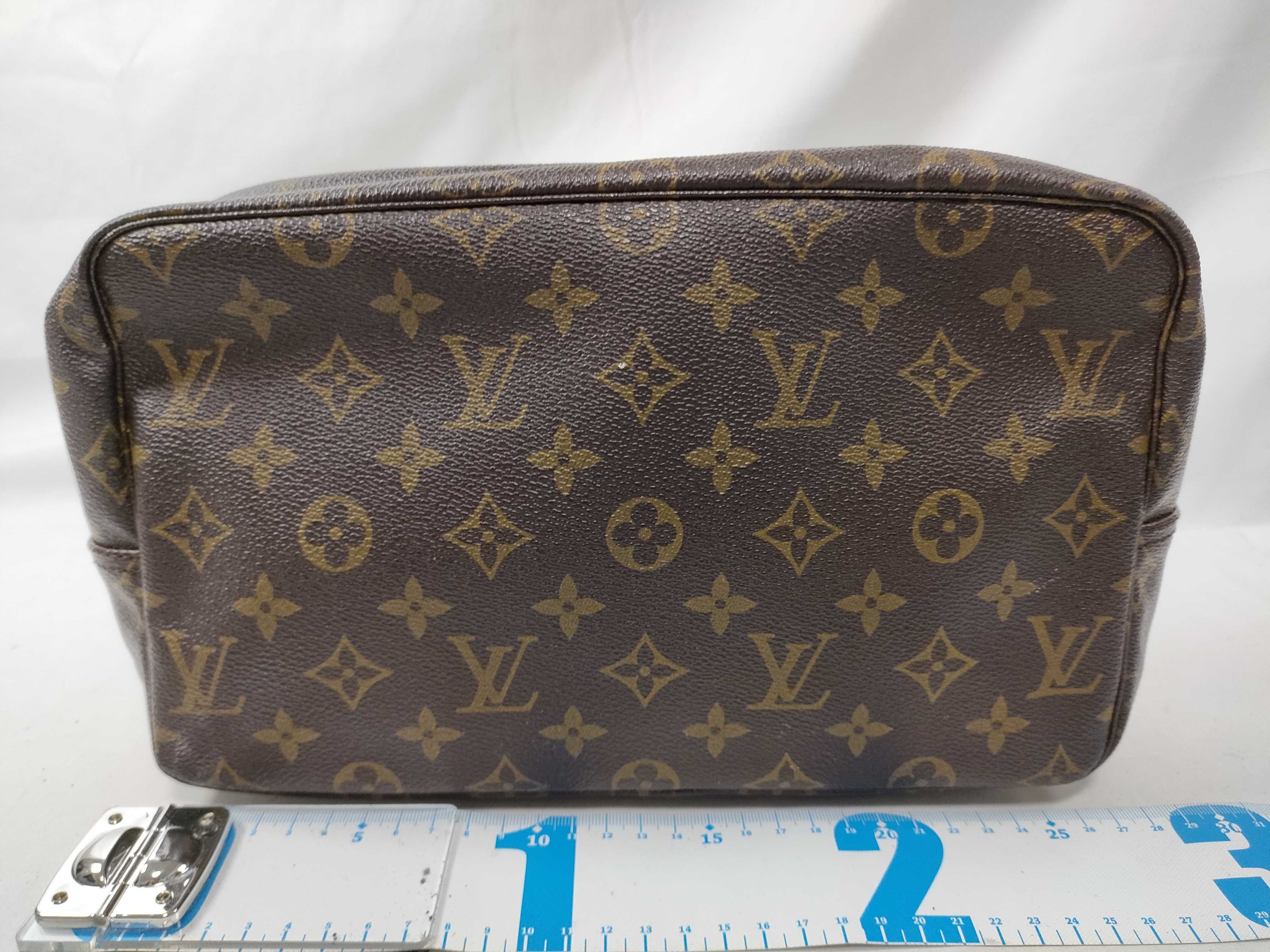Monogram Louis Vuitton Monogram Trousses Toilette 28 M47522 Second Bag — view 2