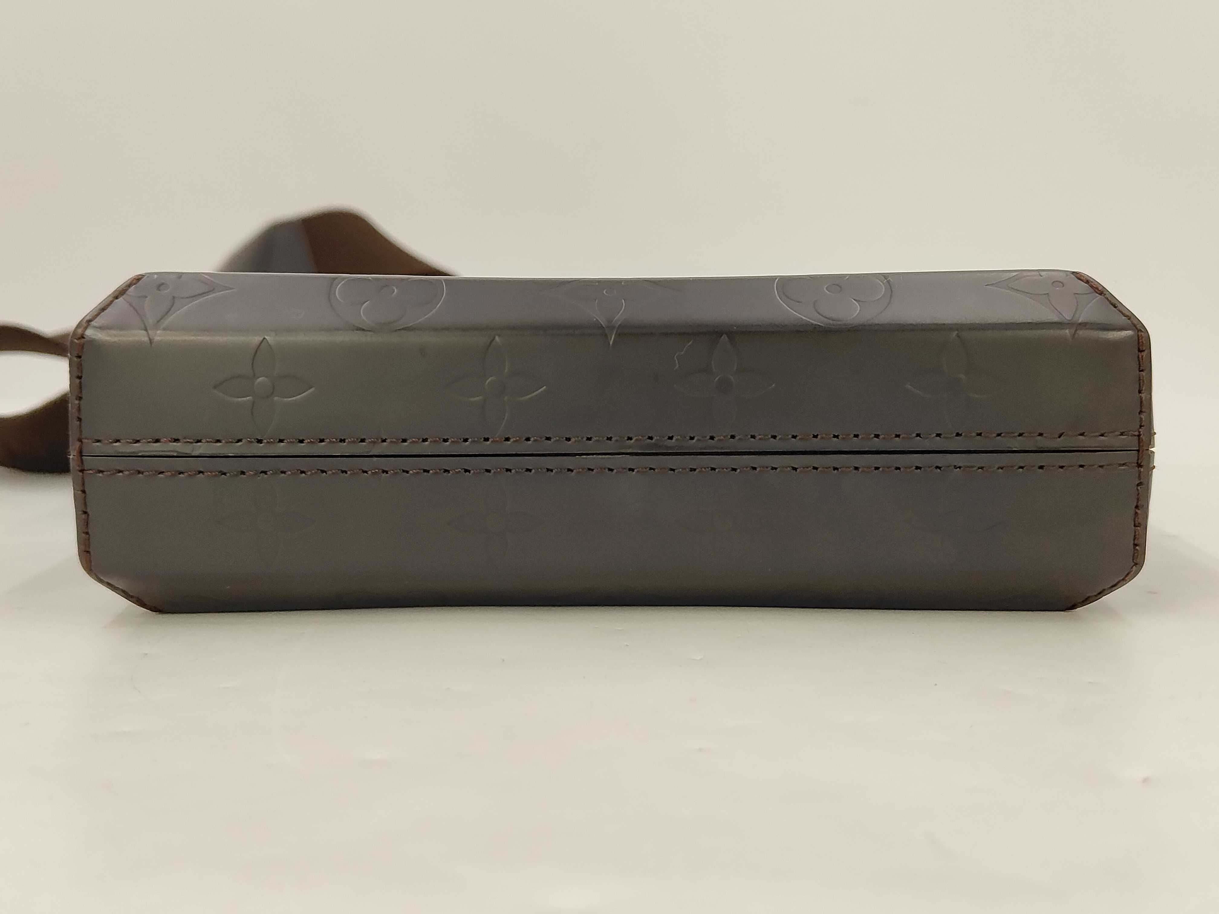 Monogram Glacé — view 7