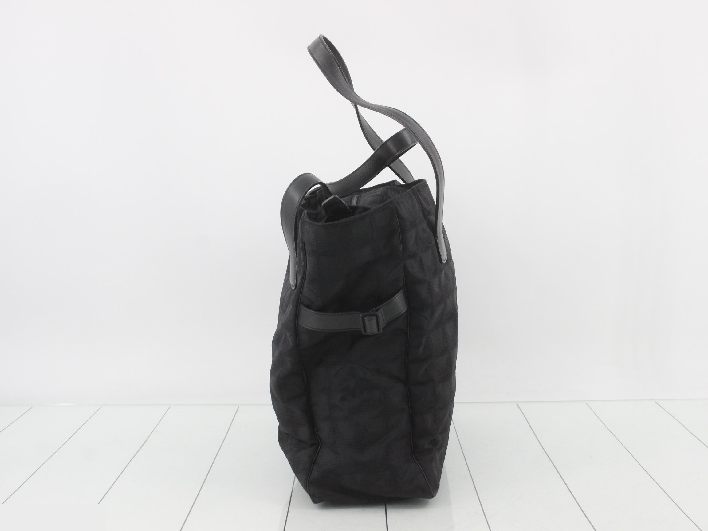 New Travel Line (Bags) - Tote Bag — view 3