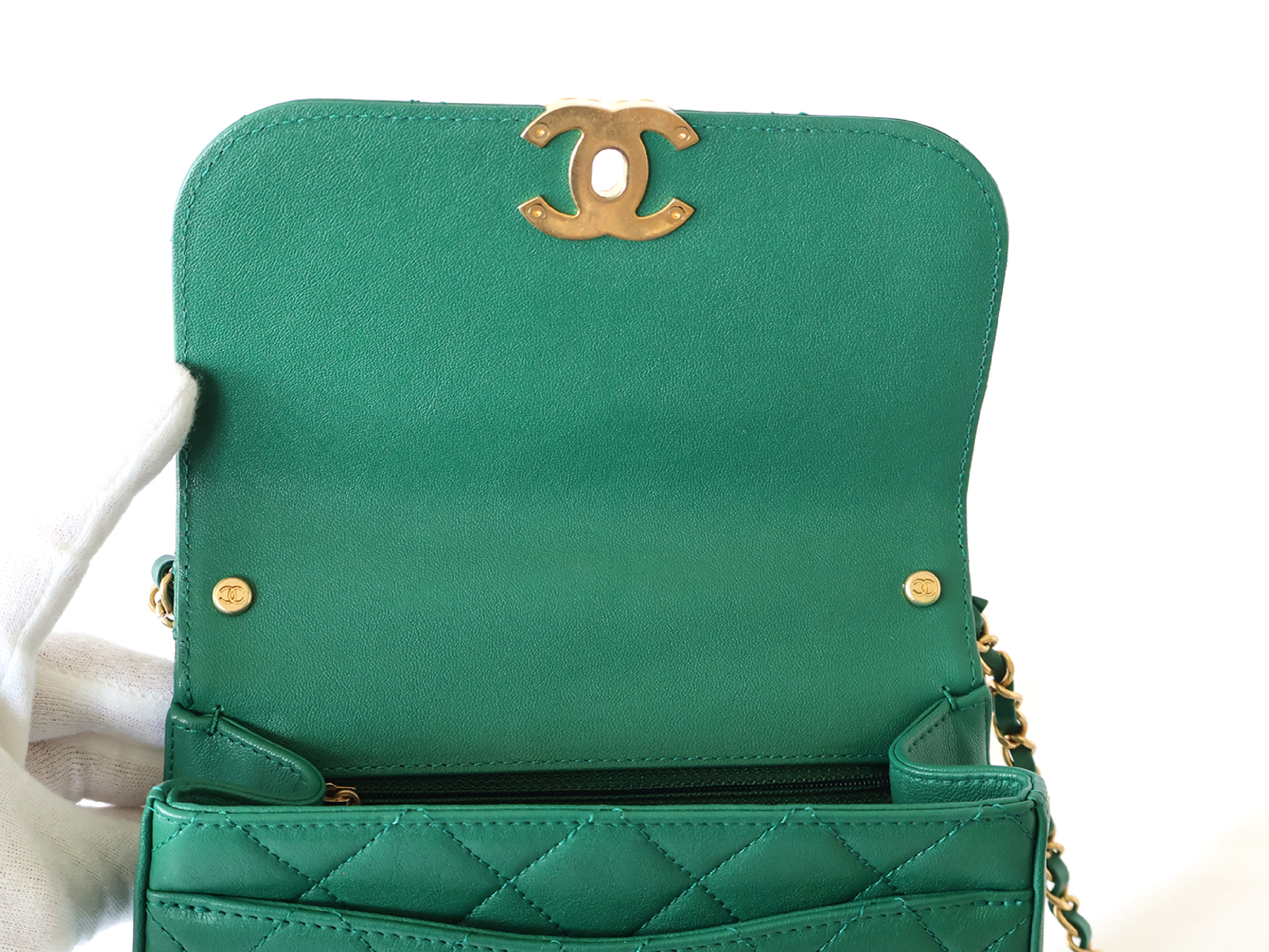 Matelassé Lambskin 2-Way Chain Shoulder Bag (with original seal, serial number 28) - Green — view 12