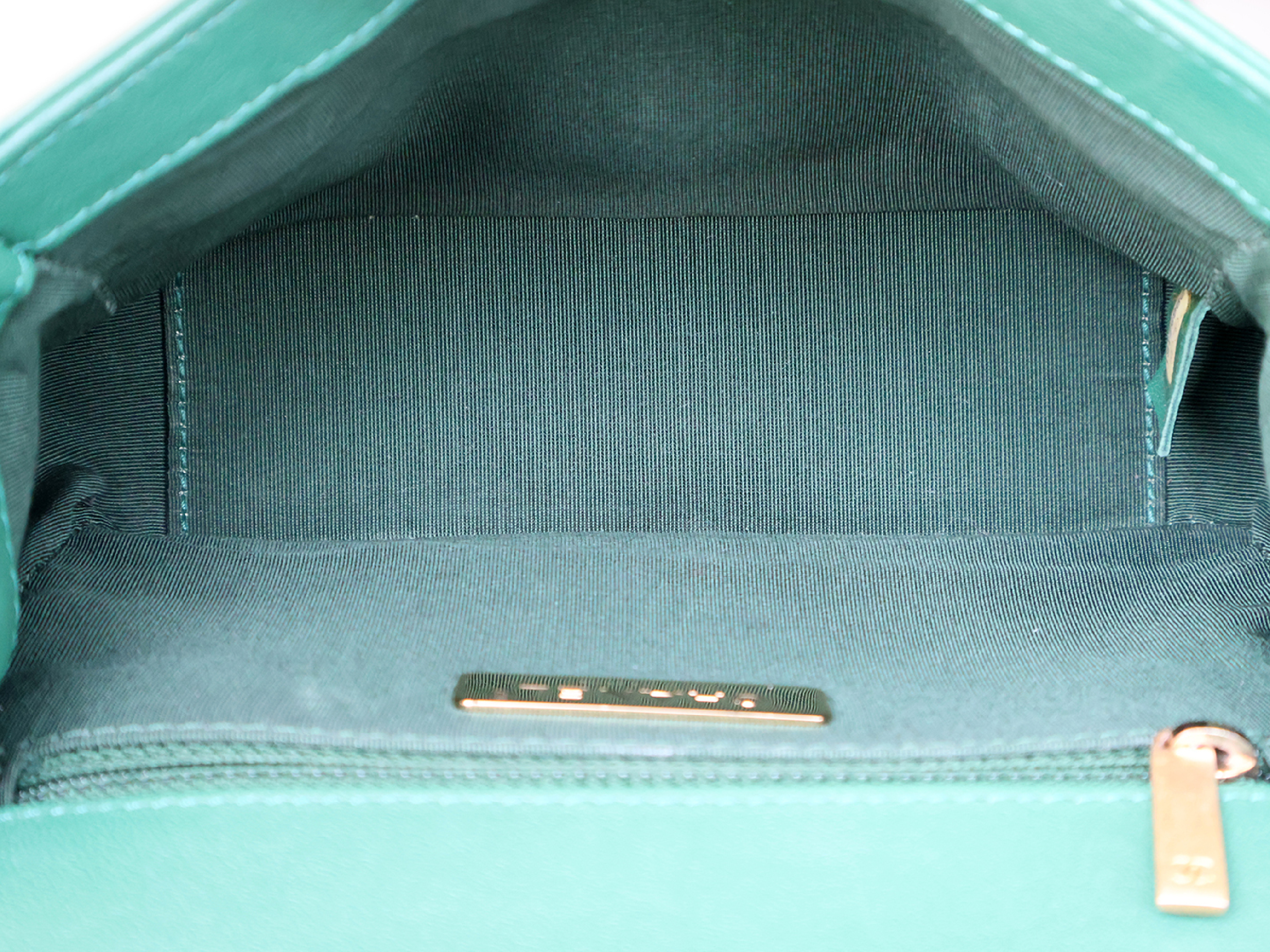 Matelassé Lambskin 2-Way Chain Shoulder Bag (with original seal, serial number 28) - Green — view 14