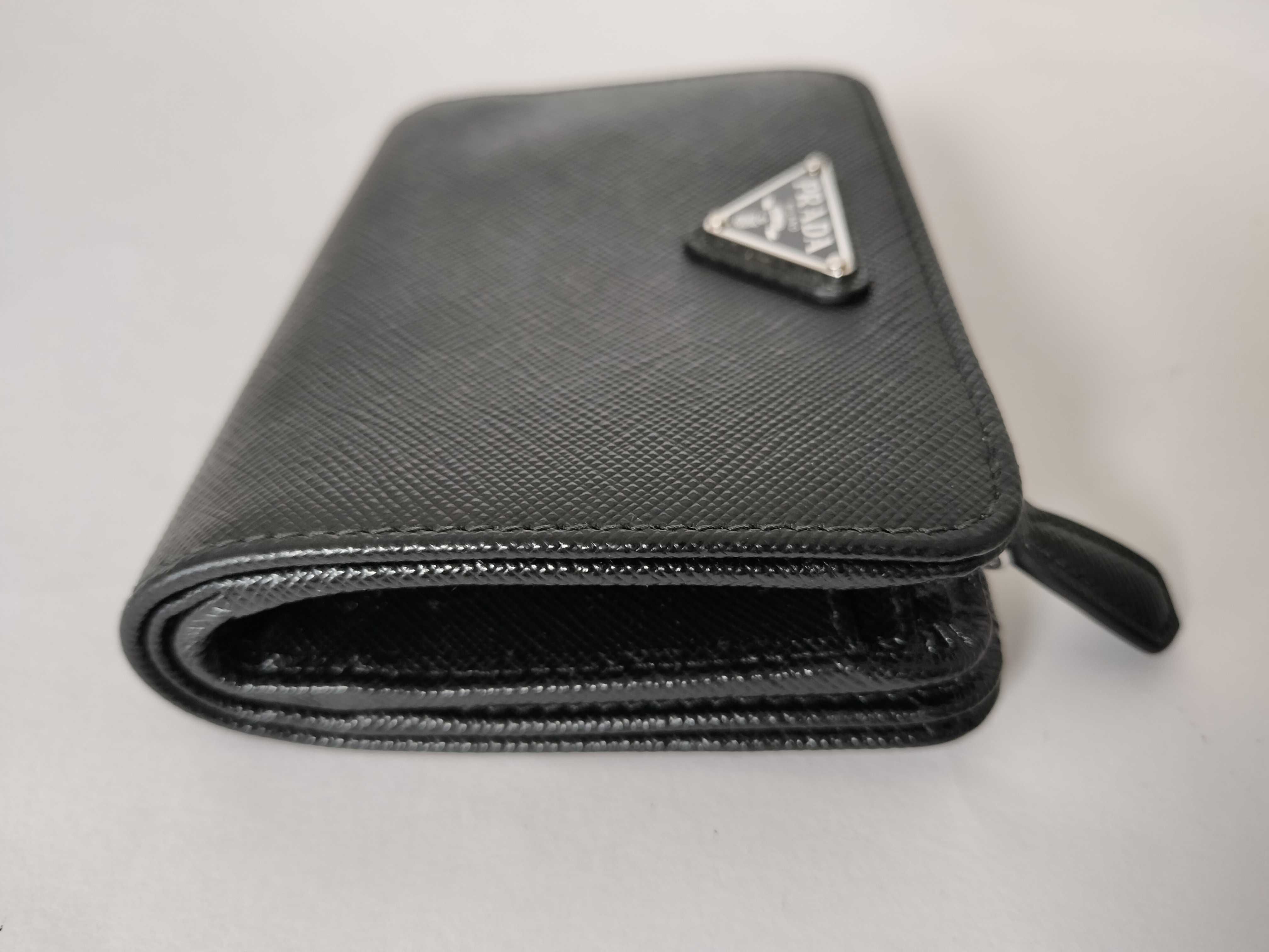 [20% UP] Saffiano Triangle Wallet — view 6