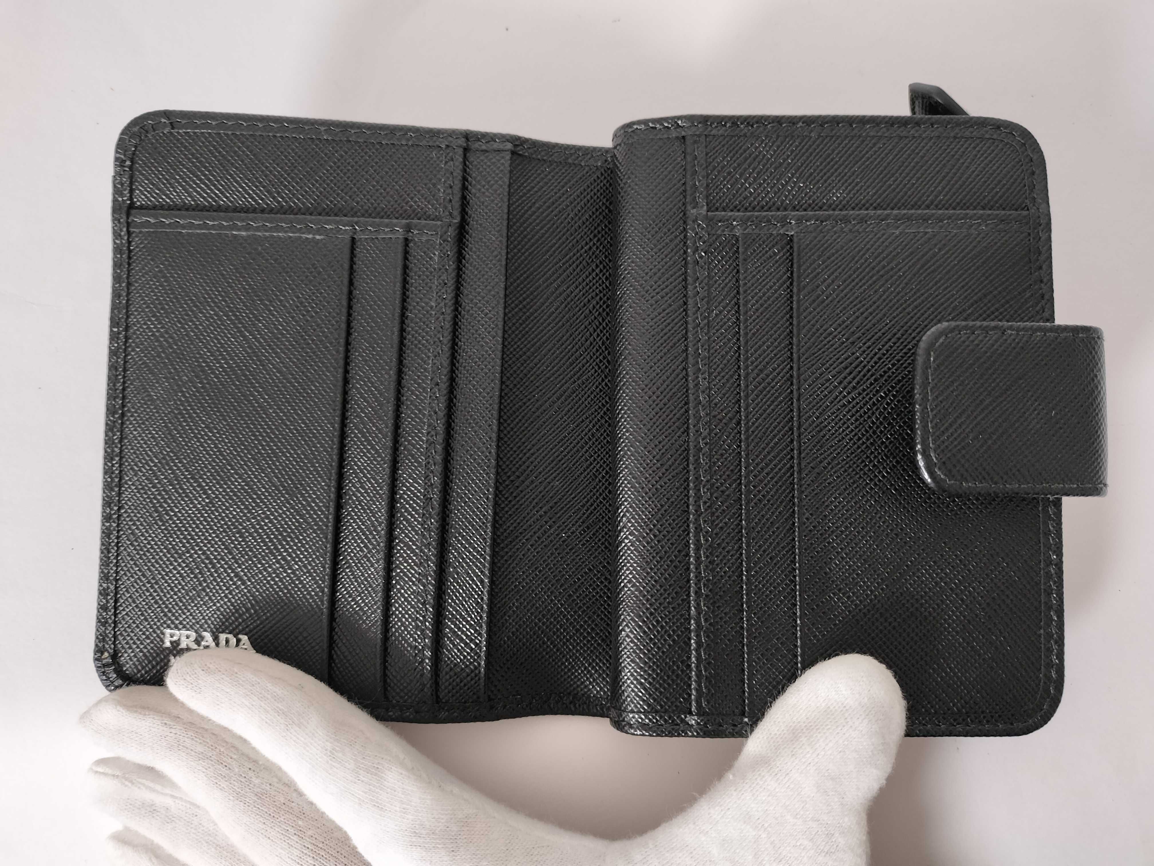 [20% UP] Saffiano Triangle Wallet — view 7