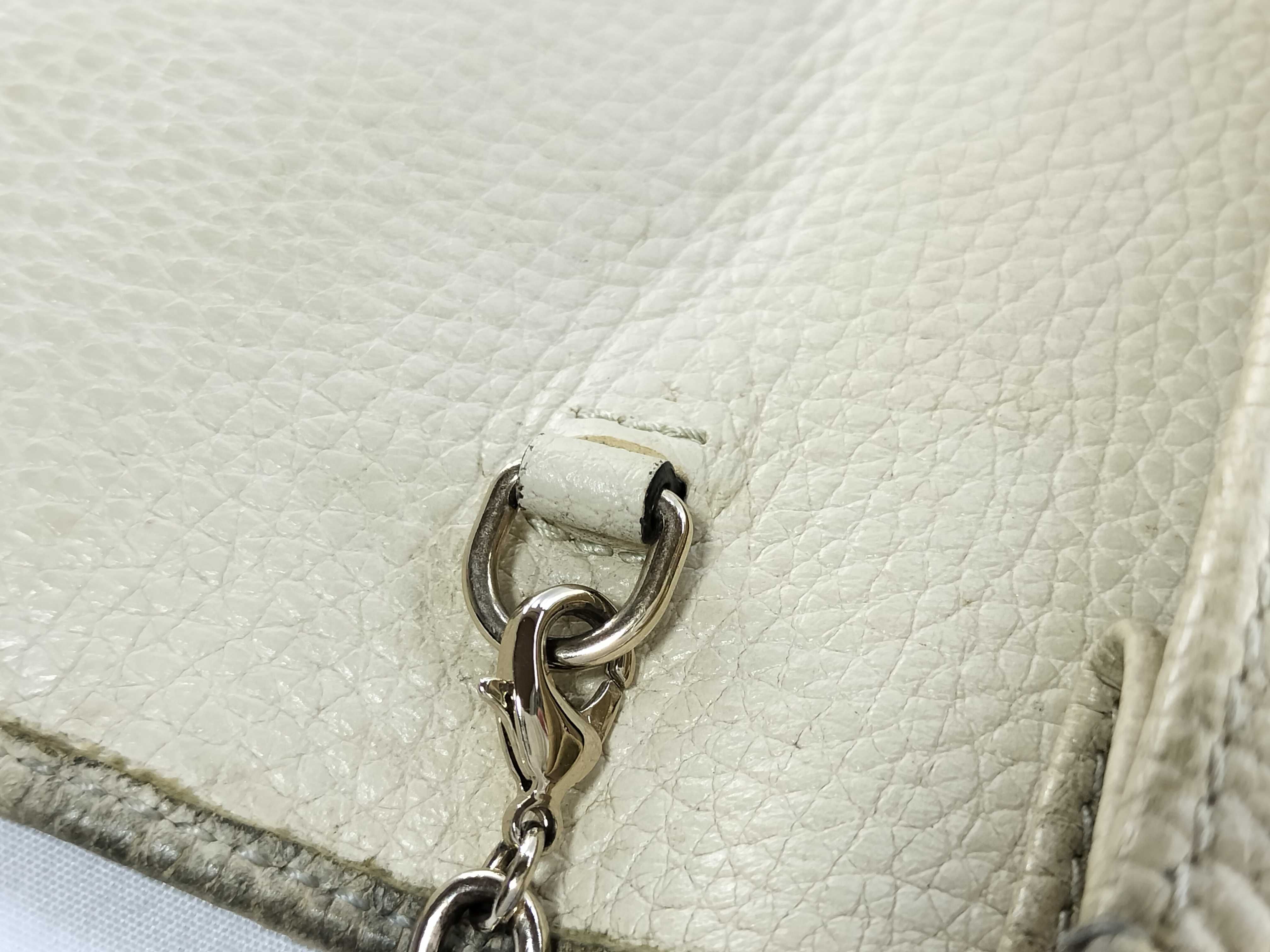 Soho GG 598211 Leather Soho Chain Wallet Shoulder Bag — view 3