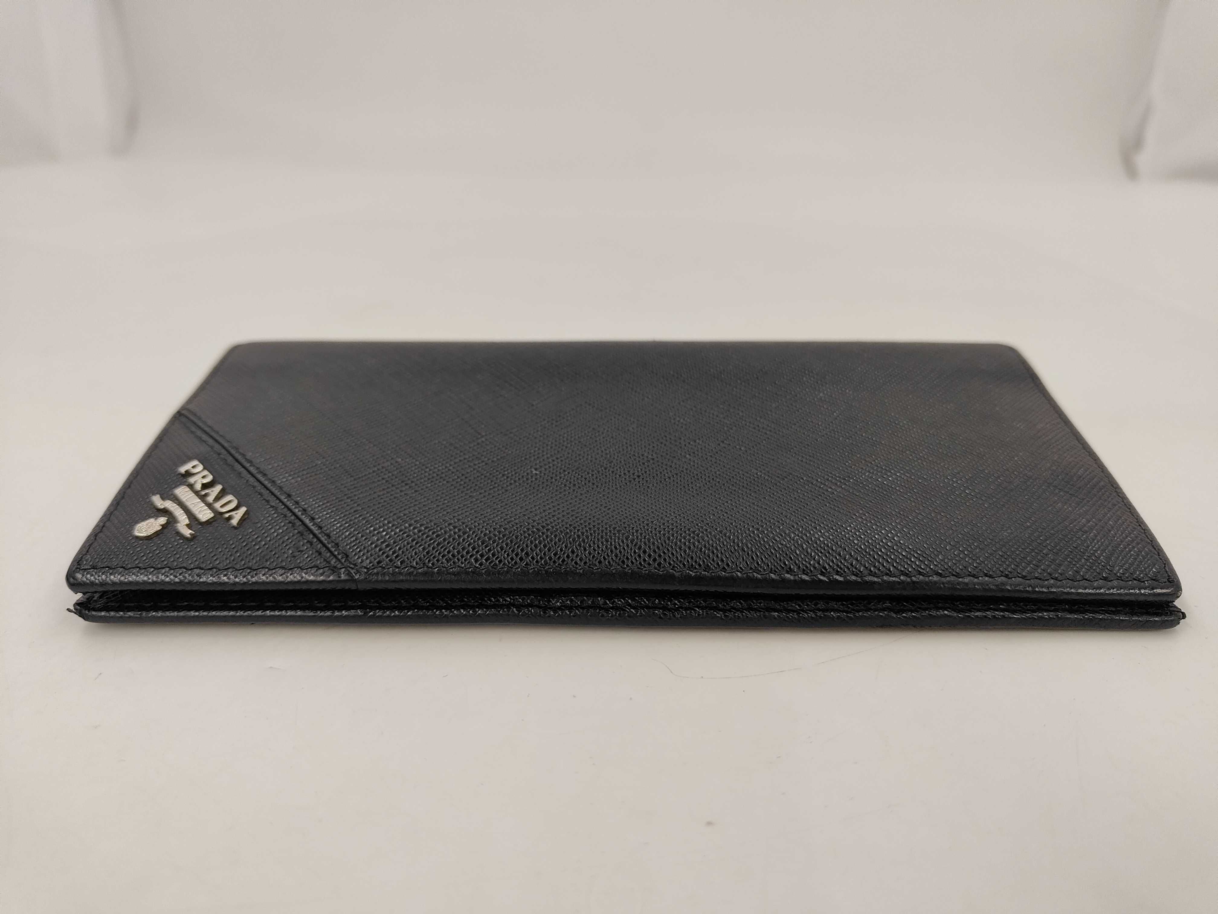 Round Saffiano Black (IY5089) Long Wallet — view 3