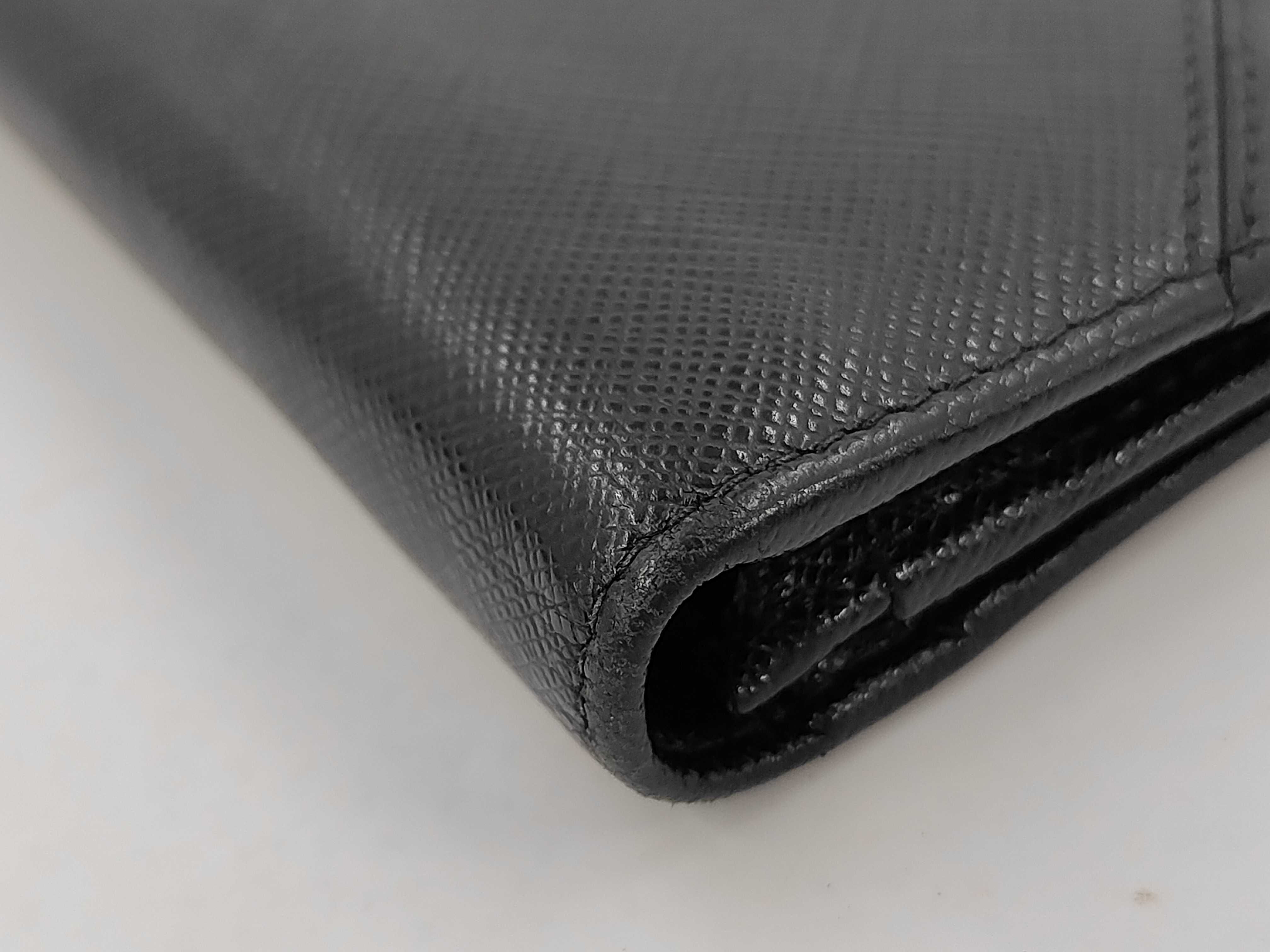 Round Saffiano Black (IY5089) Long Wallet — view 6