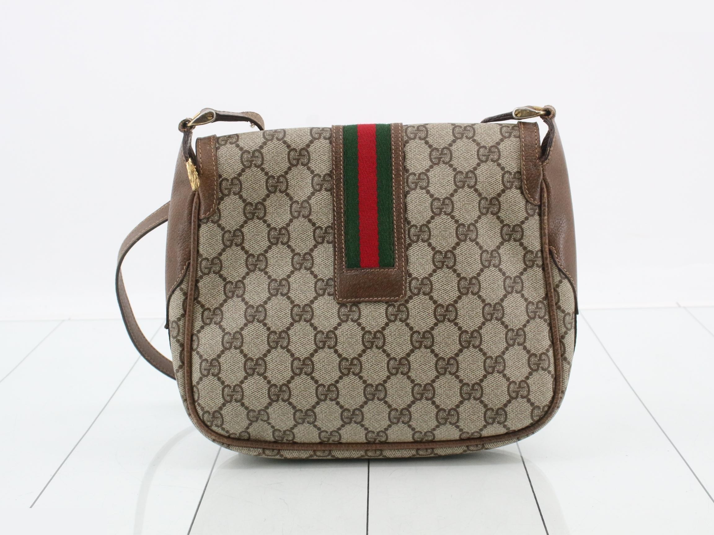 GG Supreme Shoulder Bag — view 2