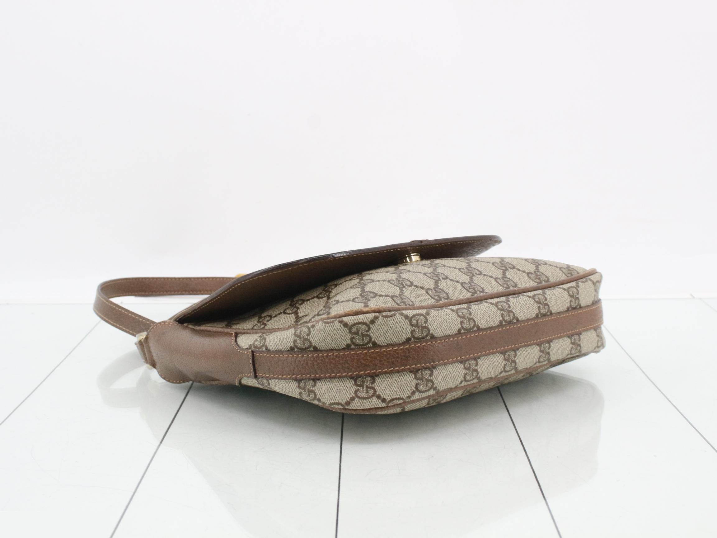 GG Supreme Shoulder Bag — view 5