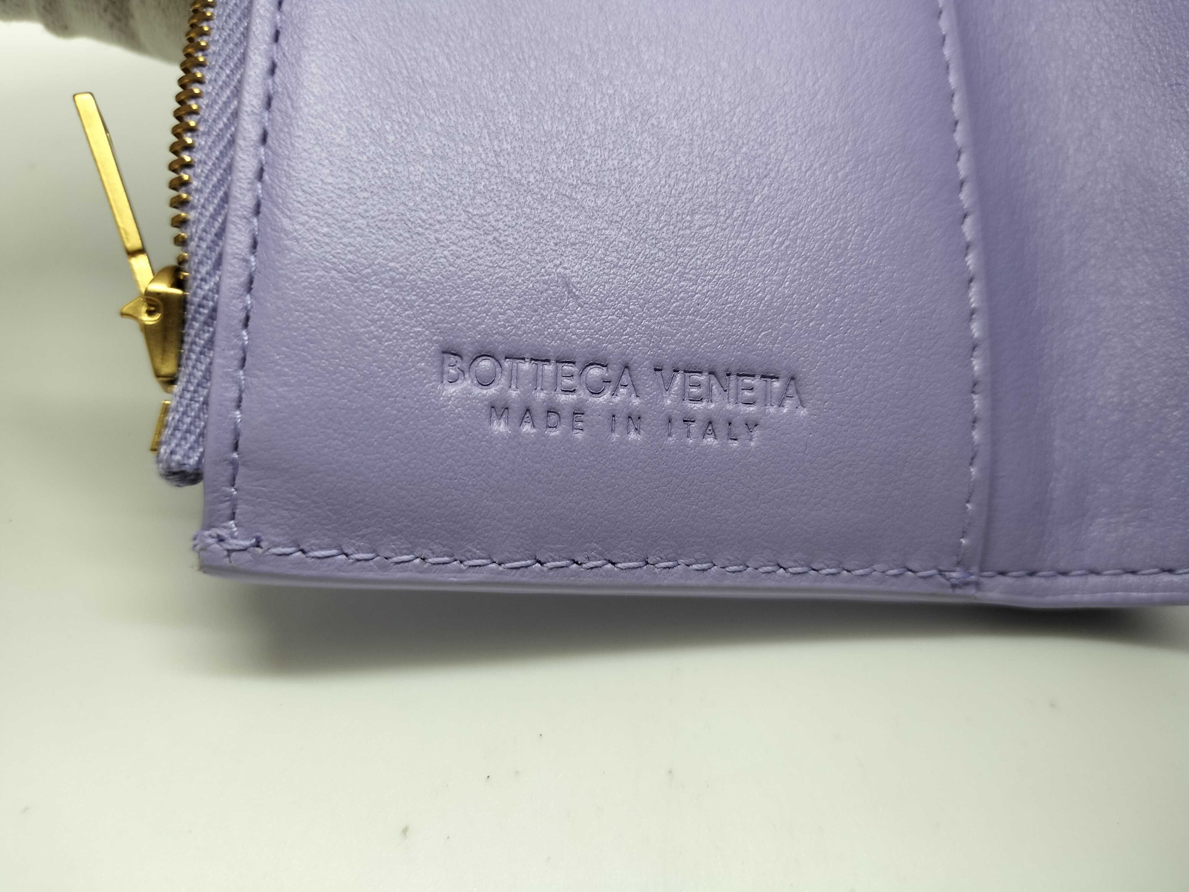 Leather Cassette Maxi Intrecciato Tri-fold Wallet — view 11
