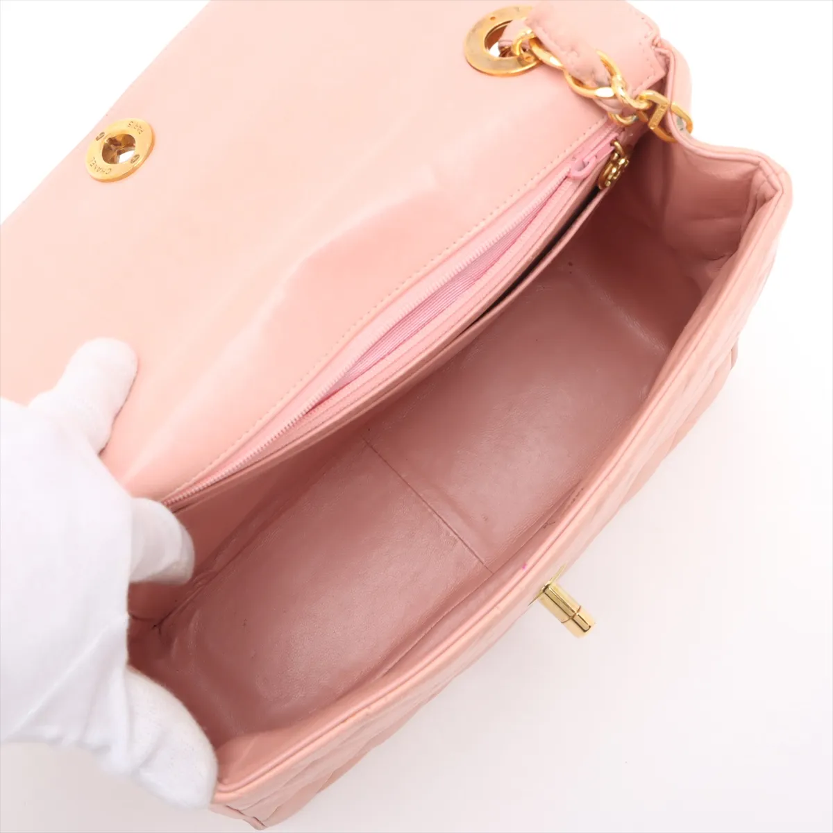 Matelassé Lambskin Single Flap Single Chain Bag, Pink with Gold Hardware, Item No. 3239302 (Serial No. 3) — view 6