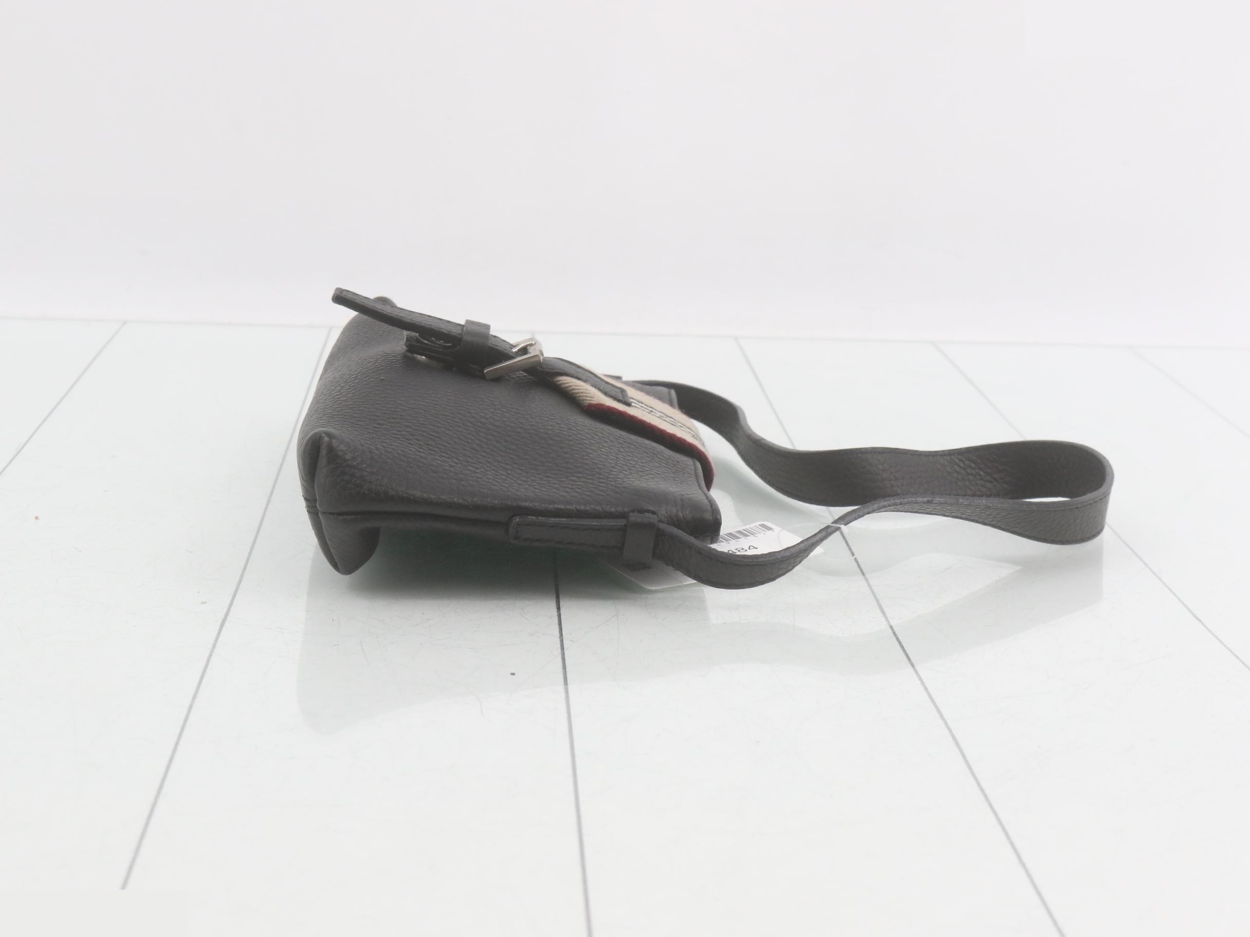 Leather one-shoulder bag — view 3