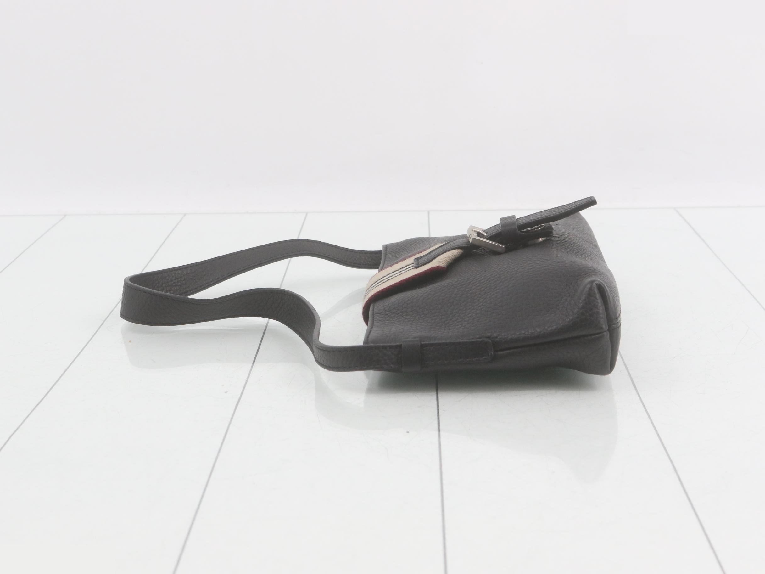 Leather one-shoulder bag — view 4