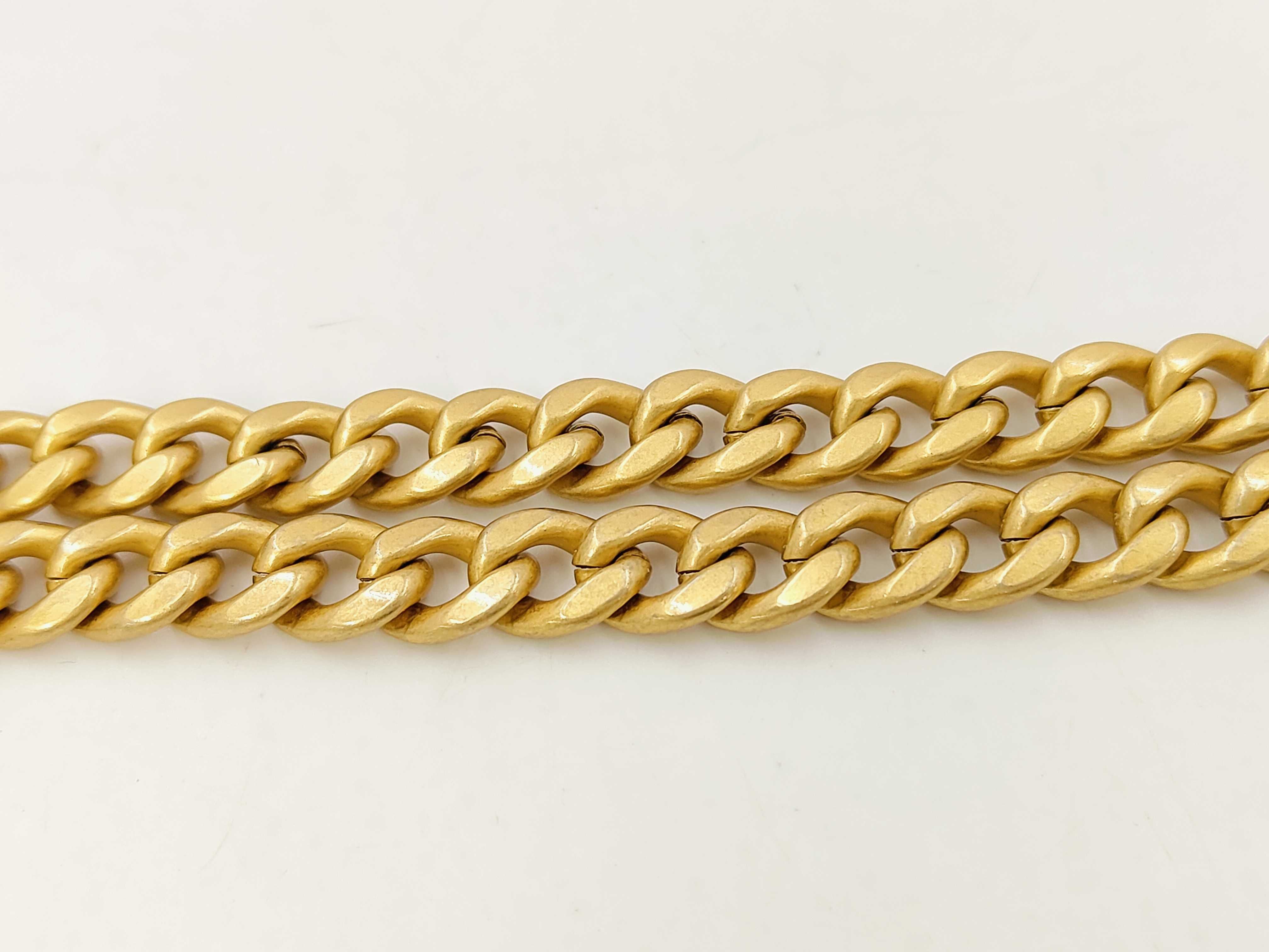 Chain Shoulder Bag — view 4