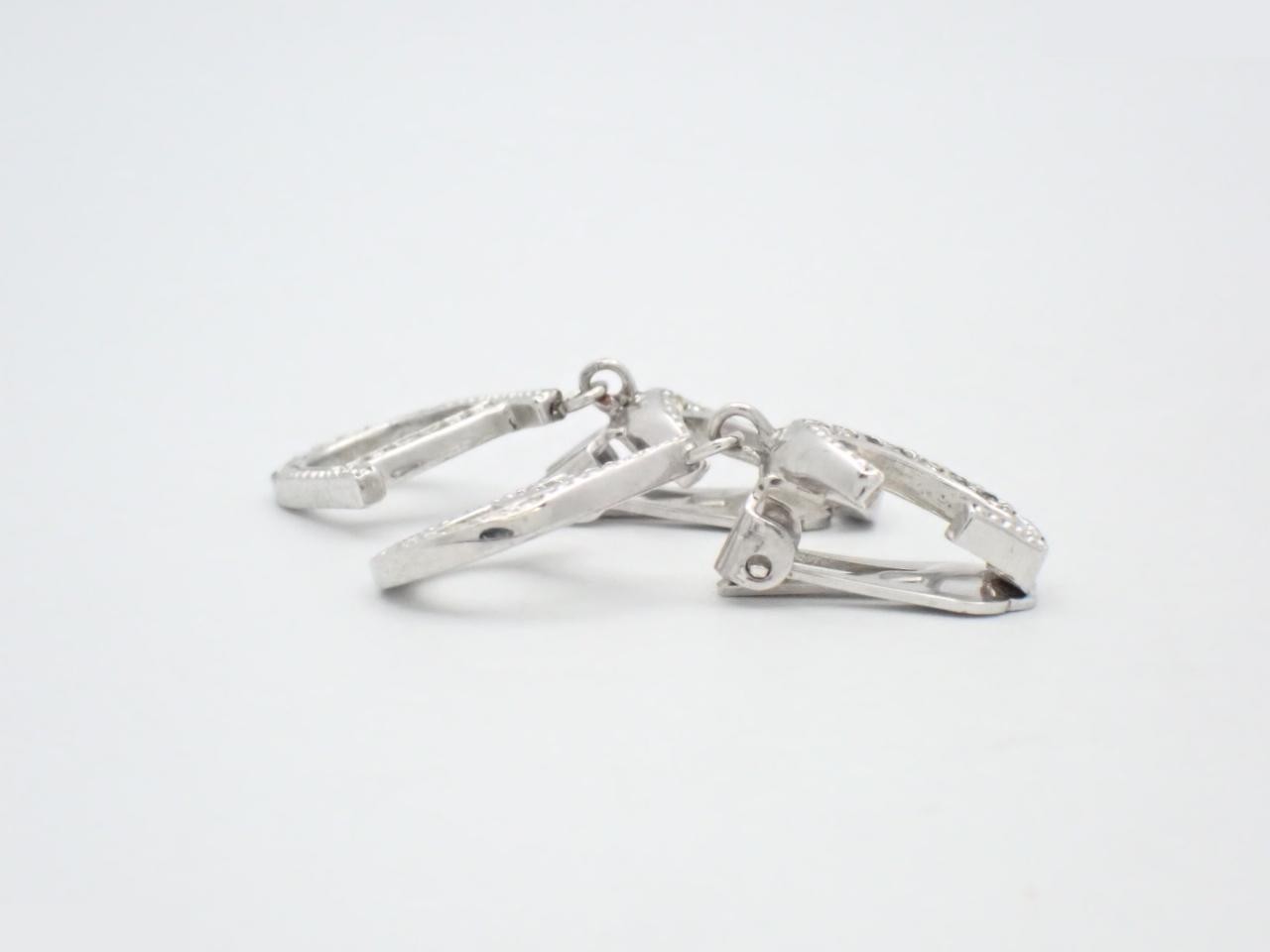Earrings — view 3