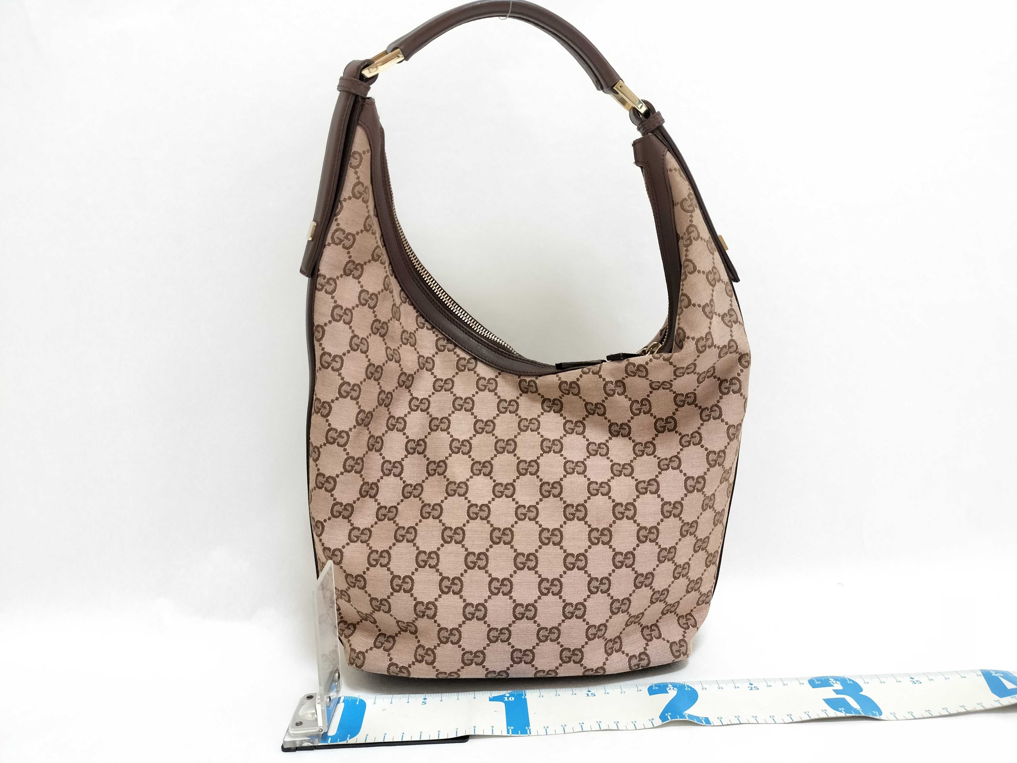 GG Canvas One-Shoulder Bag — view 2