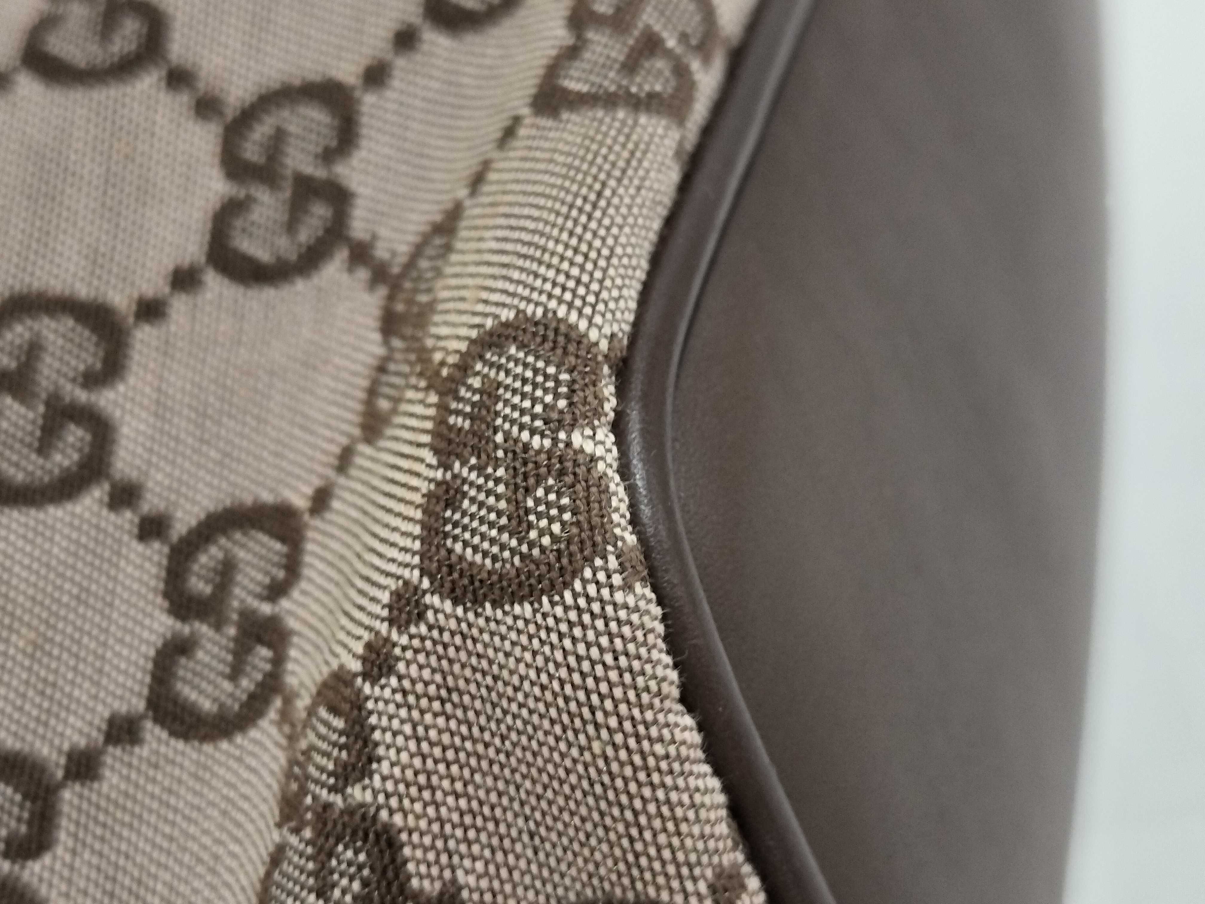 GG Canvas One-Shoulder Bag — view 7
