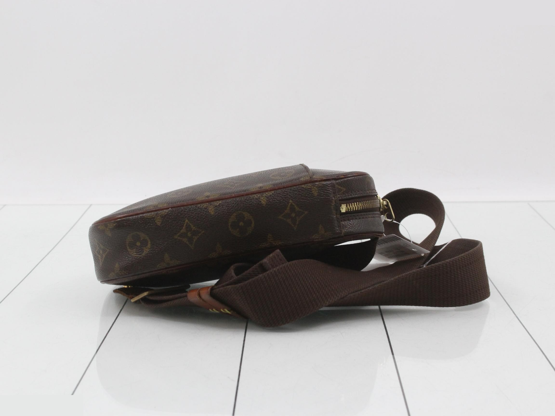 Pochette Gange Waist Bag — view 3