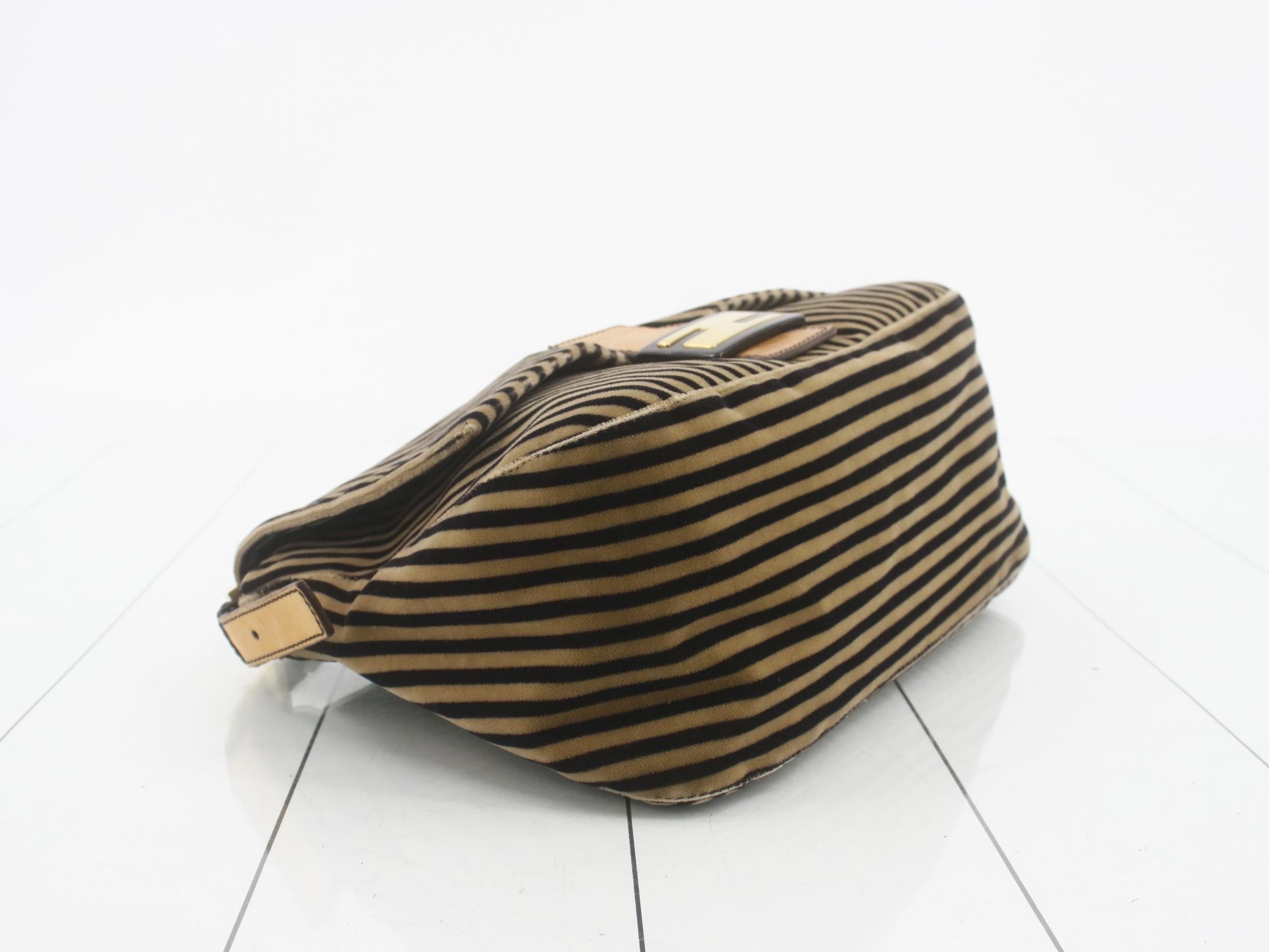 Chain Stripe Mamma Bucket Bag — view 5