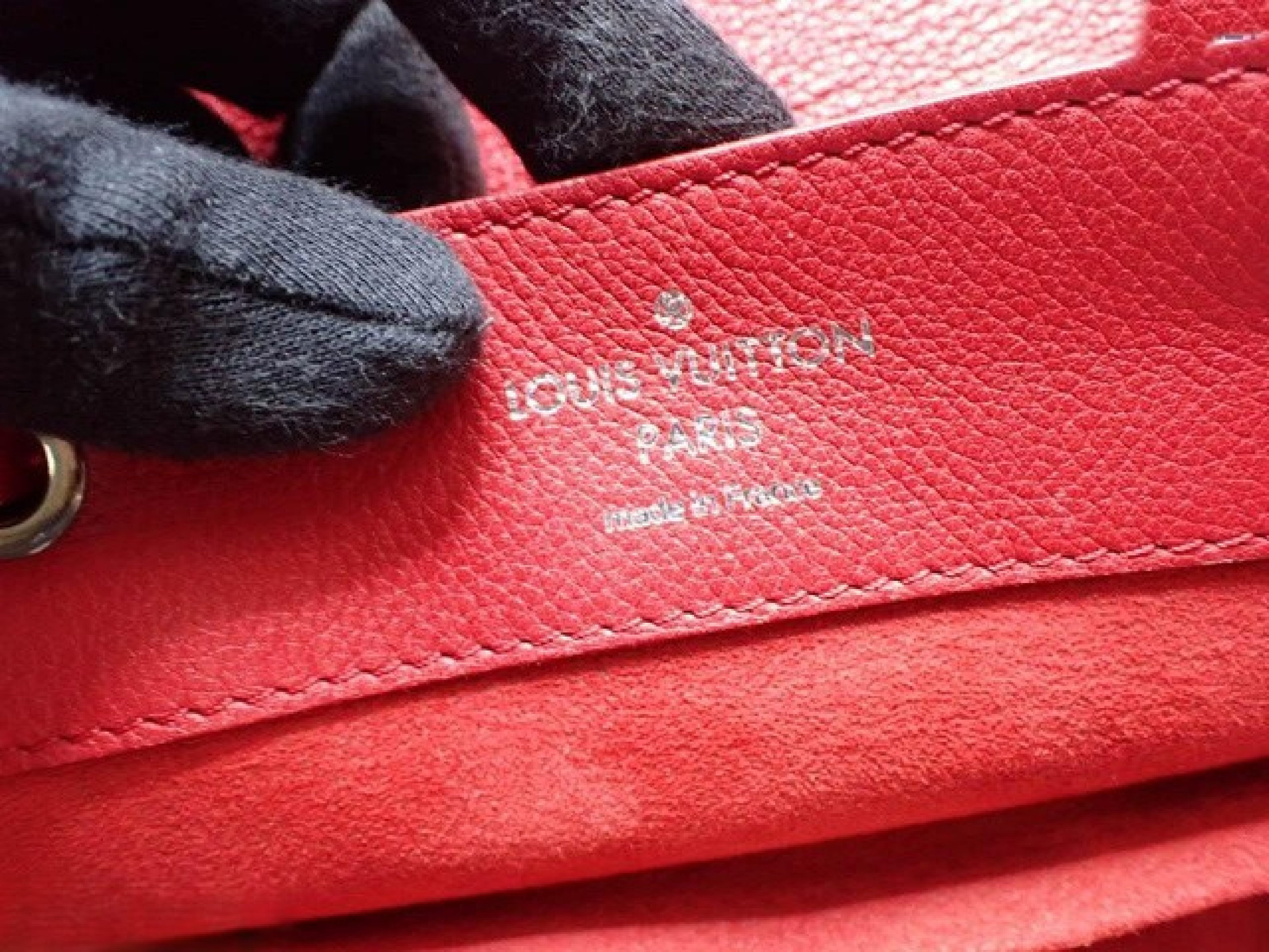 Lockme Backpack, Ruby M41814, with dust bag. — view 8