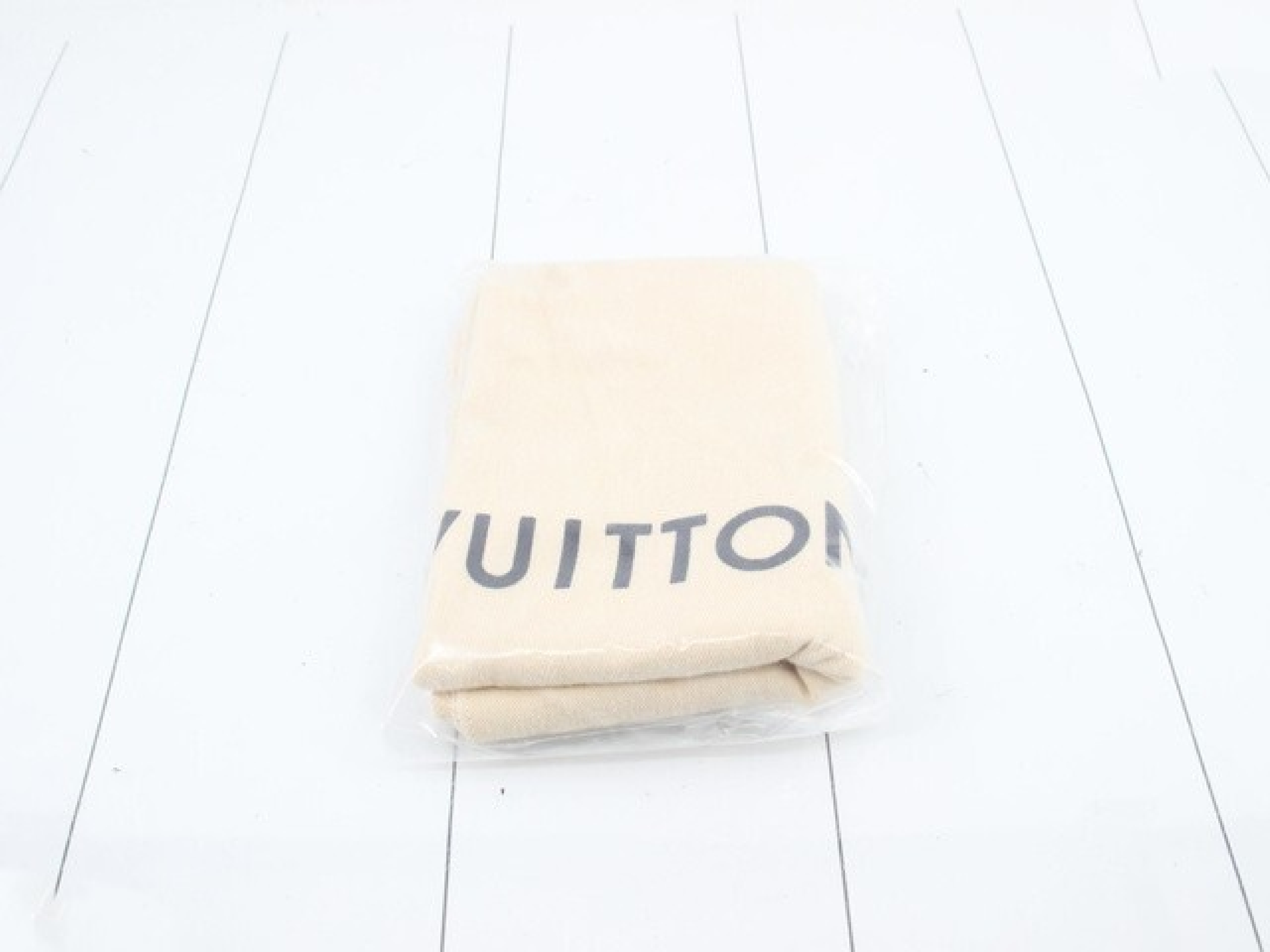 Lockme Backpack, Ruby M41814, with dust bag. — view 10