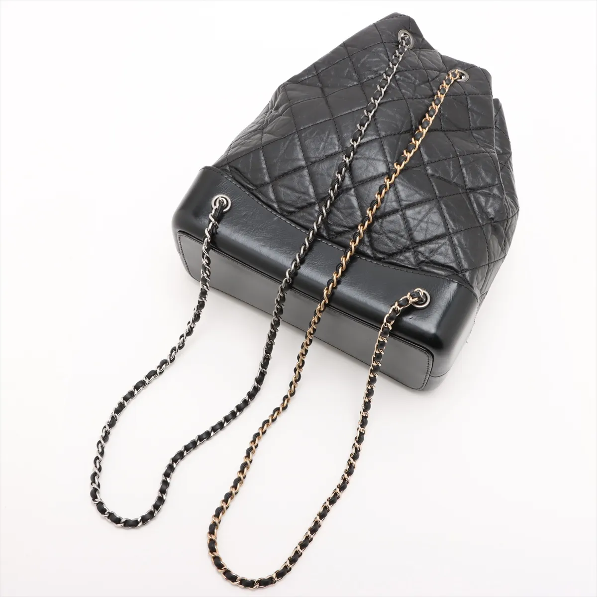 Gabriel de Chanel Vintage Calf Chain Backpack Black Gold x Silver Metal Fittings 27056120 27th Series — view 5