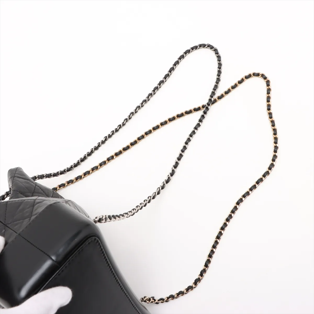 Gabriel de Chanel Vintage Calf Chain Backpack Black Gold x Silver Metal Fittings 27056120 27th Series — view 6