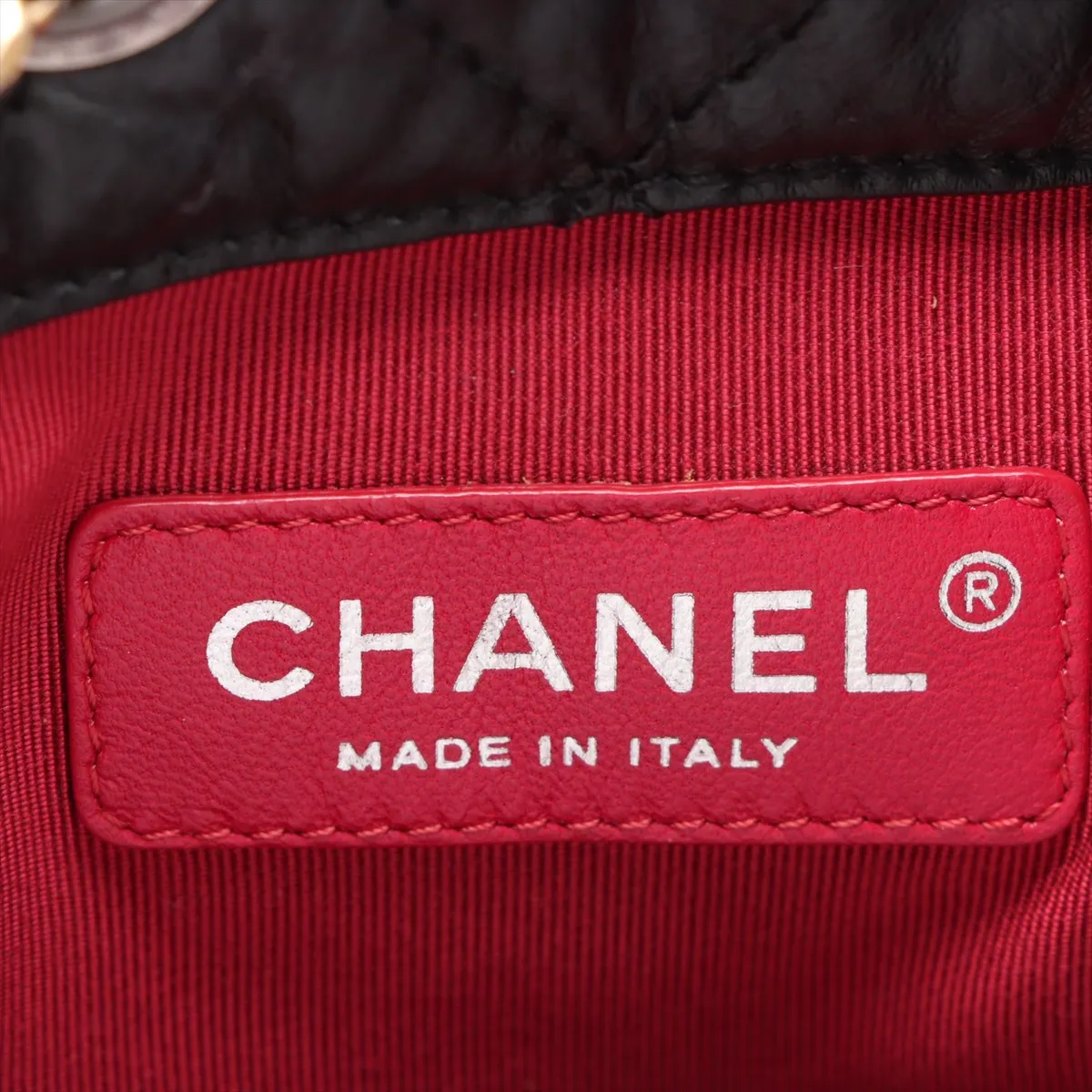 Gabriel de Chanel Vintage Calf Chain Backpack Black Gold x Silver Metal Fittings 27056120 27th Series — view 9