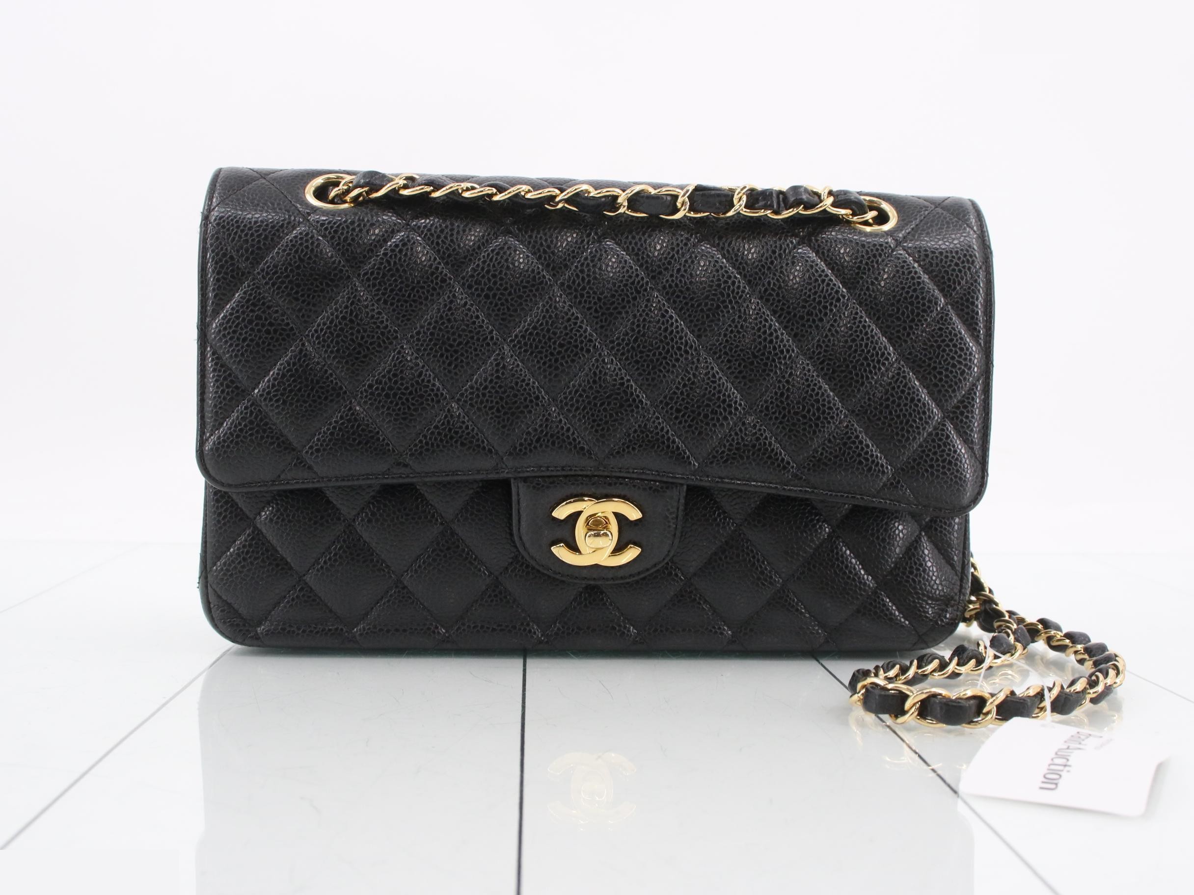 Matelassé Double Flap Caviar Leather Chain Shoulder Bag (Random Serial Number)