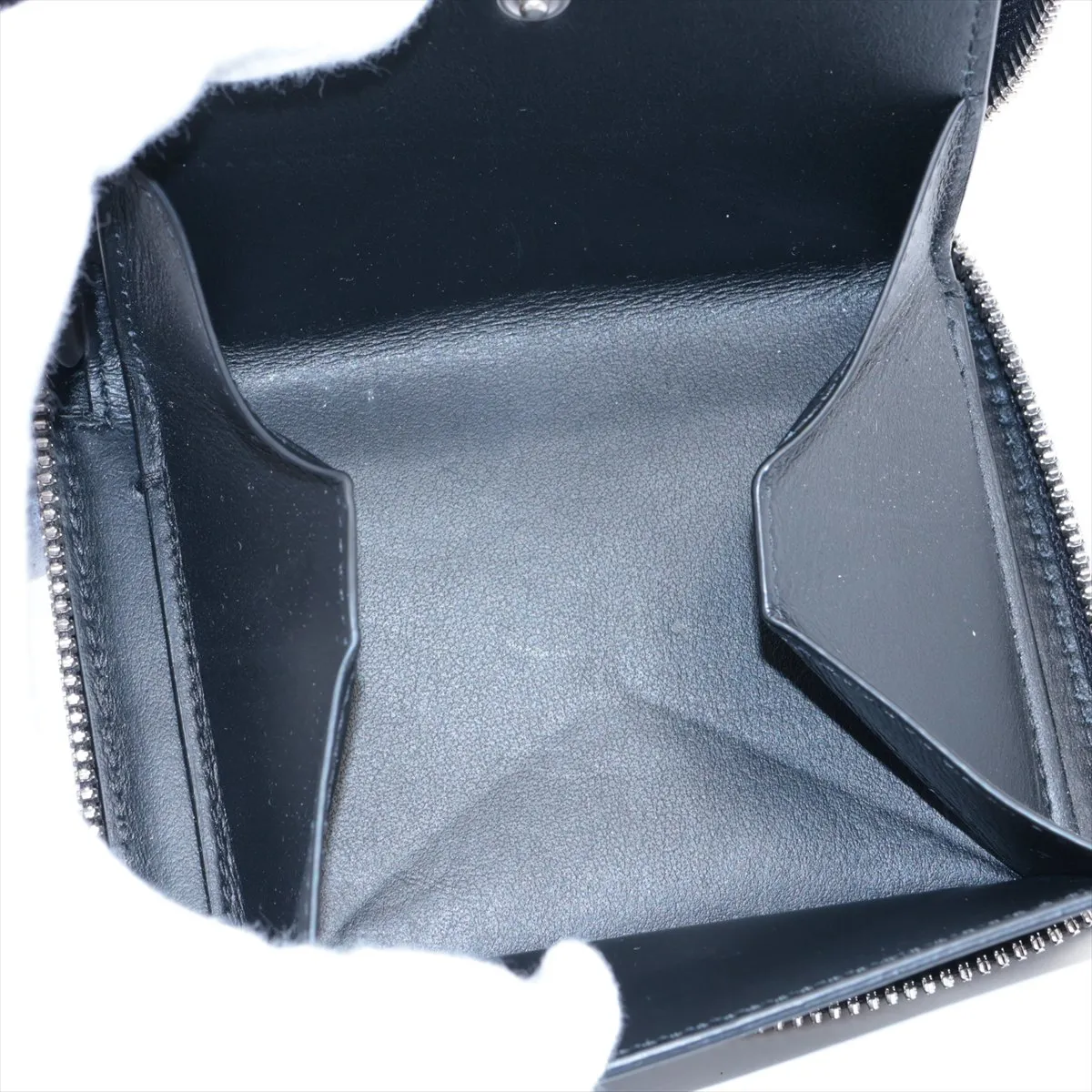 Maxi Intrecciato Cassette Leather Compact Wallet Black — view 5