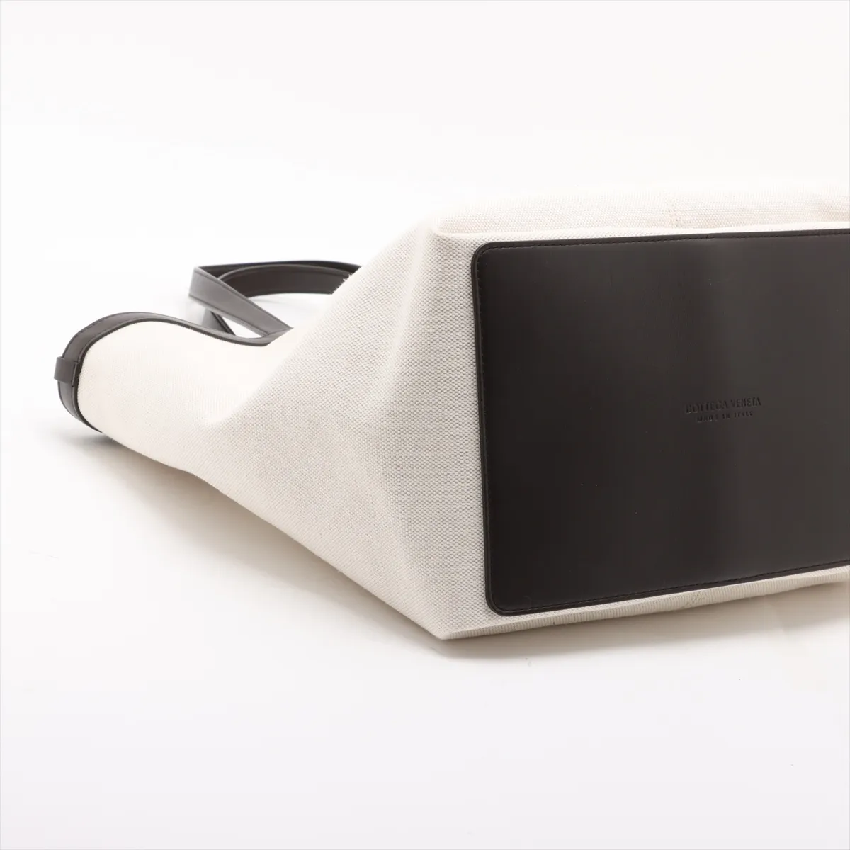 Flip Flap Canvas x Leather Tote Bag White x Brown — view 4