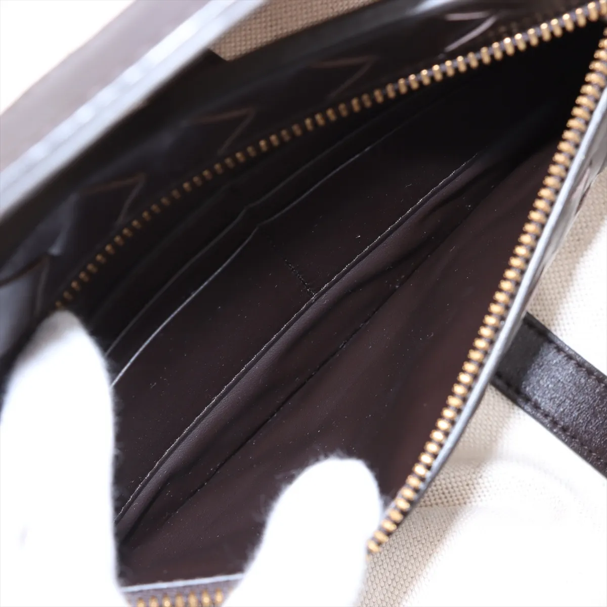 Flip Flap Canvas x Leather Tote Bag White x Brown — view 8
