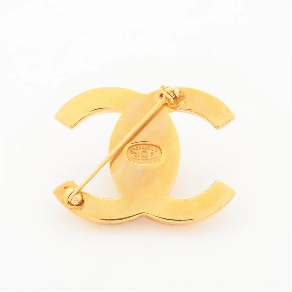 Coco Mark Turnlock 96P Brooch GP Gold — view 2